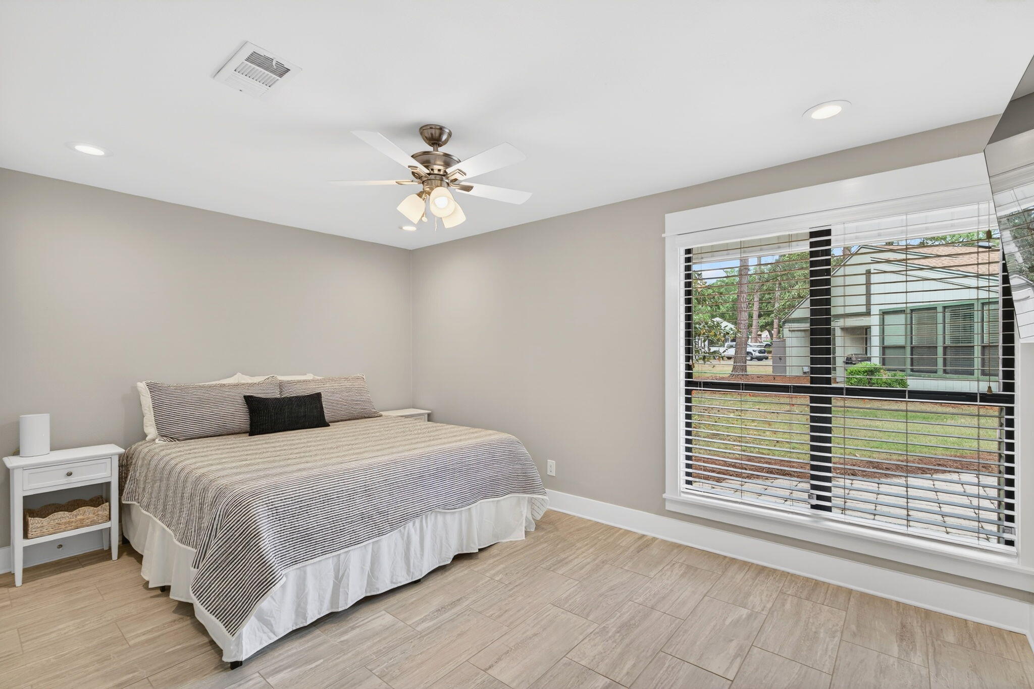 512 Magnolia Place 512