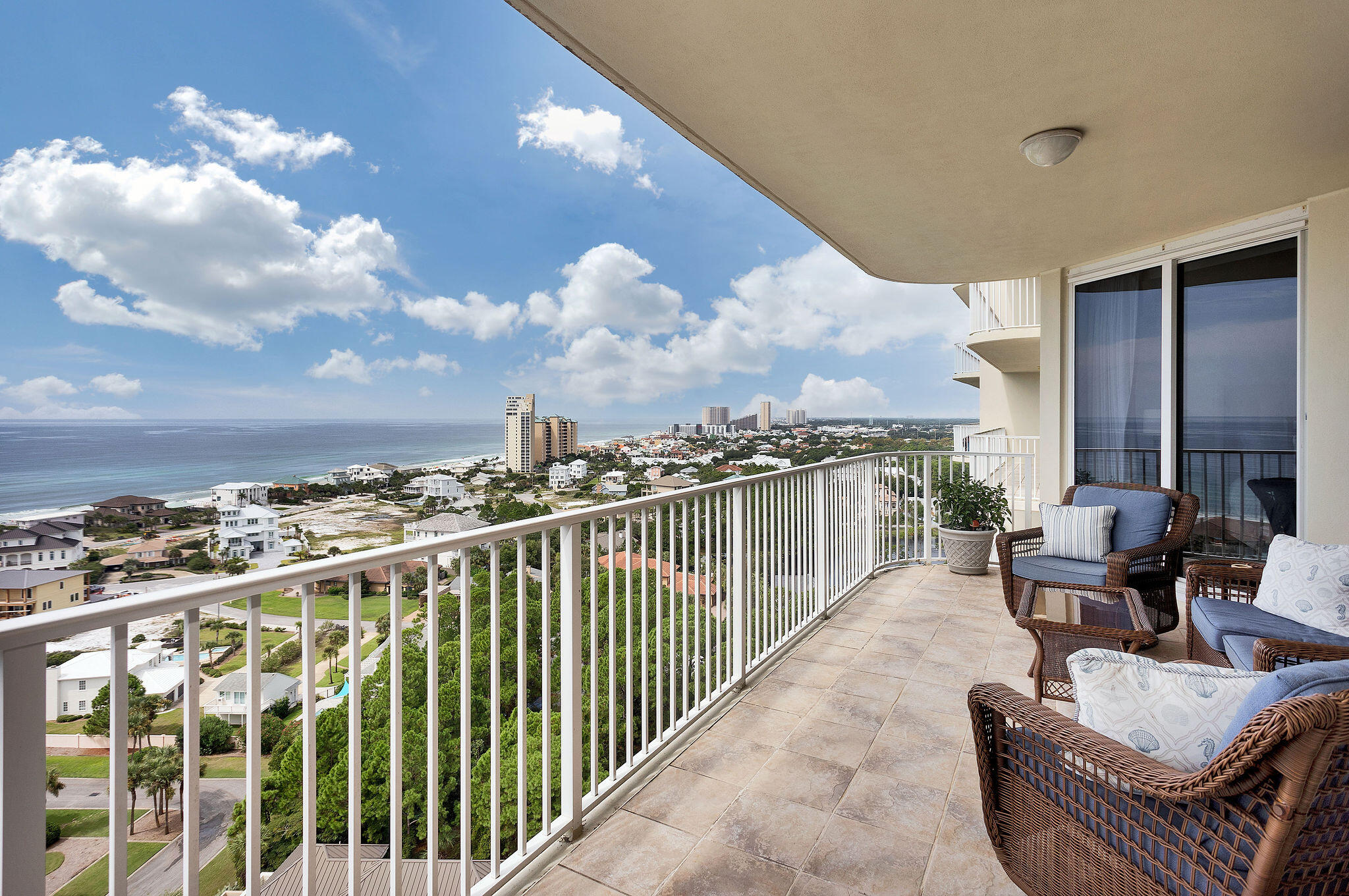 1 Beach Club Drive, 1703