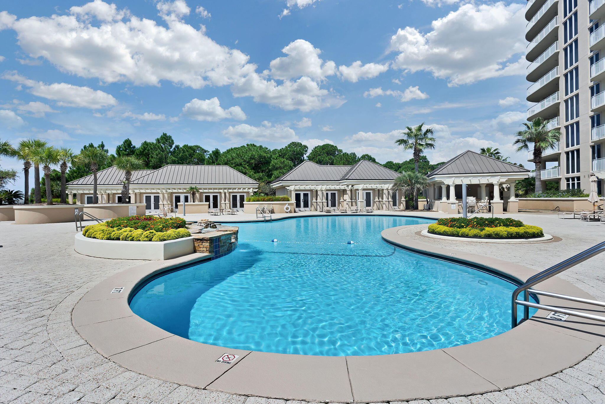 1 Beach Club Drive, 1703