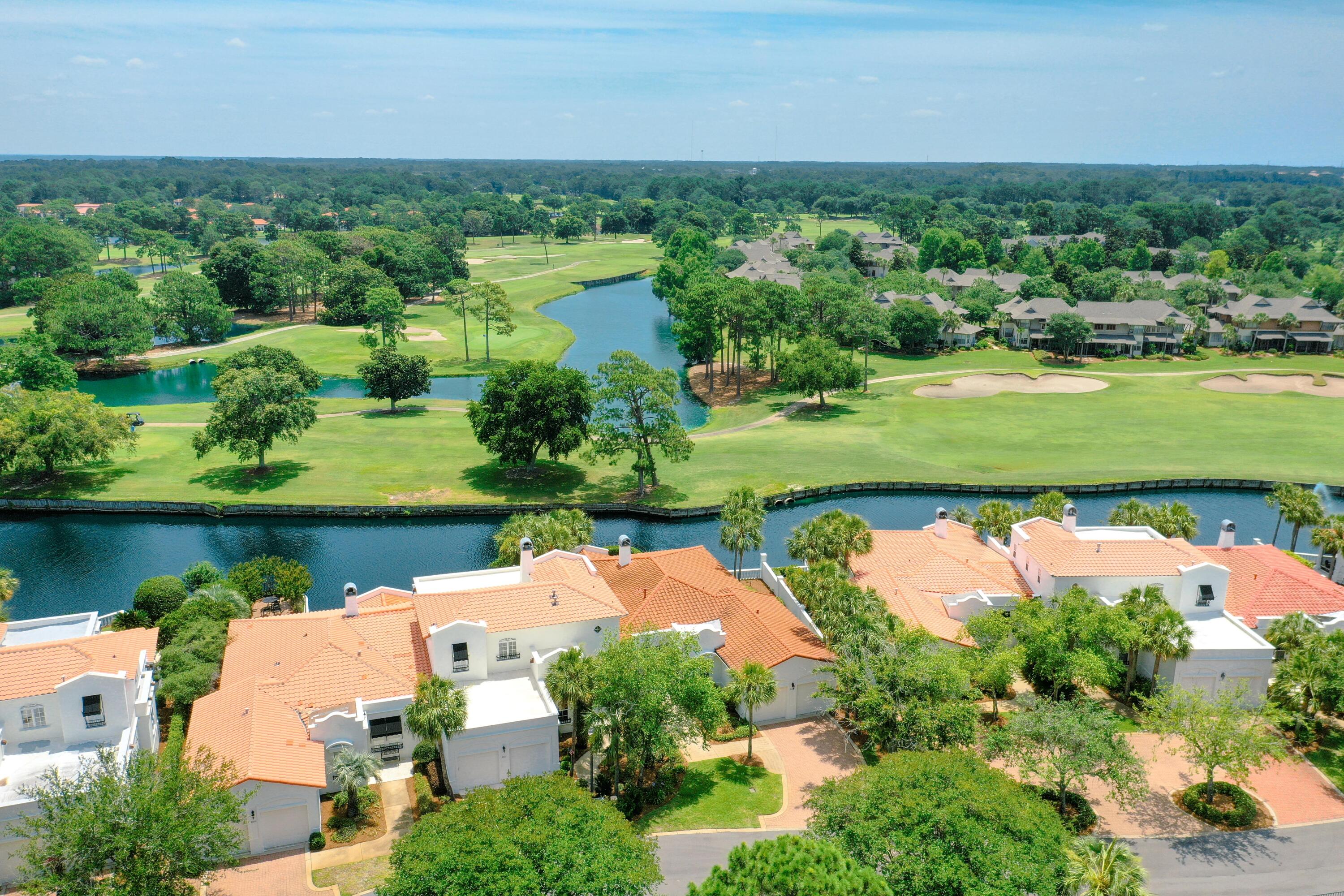 8068 Fountains Lane