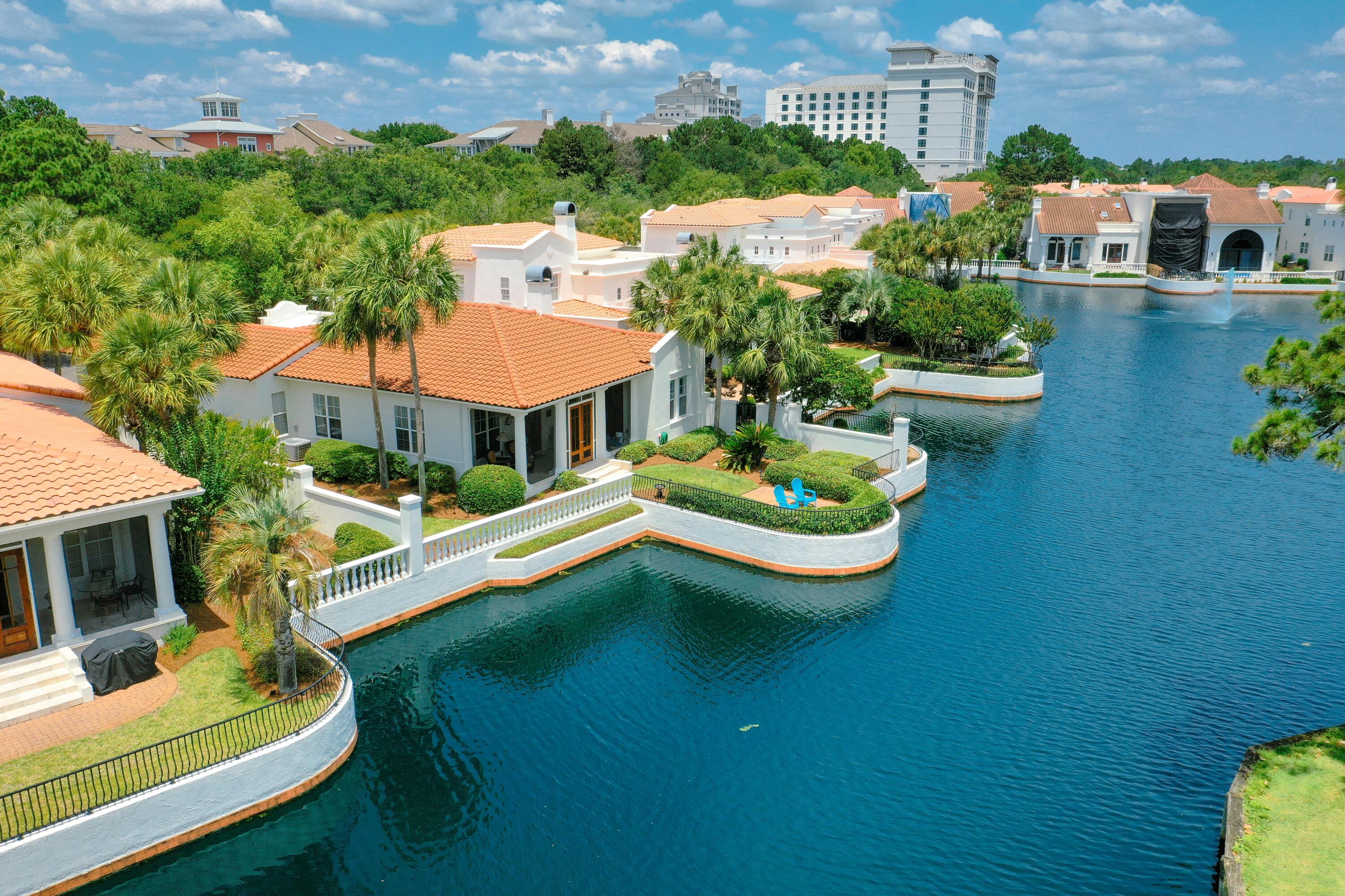 8068 Fountains Lane