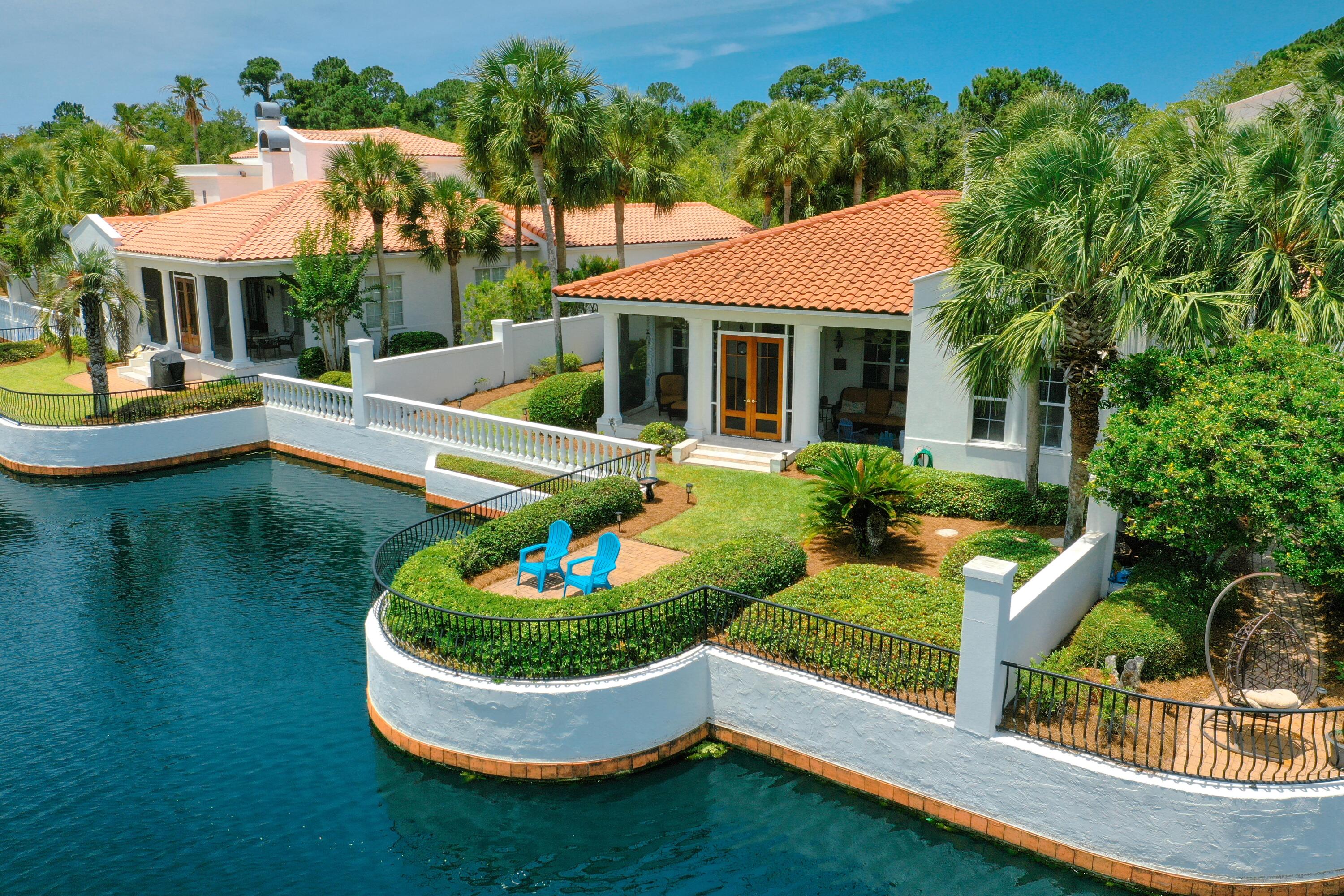 8068 Fountains Lane