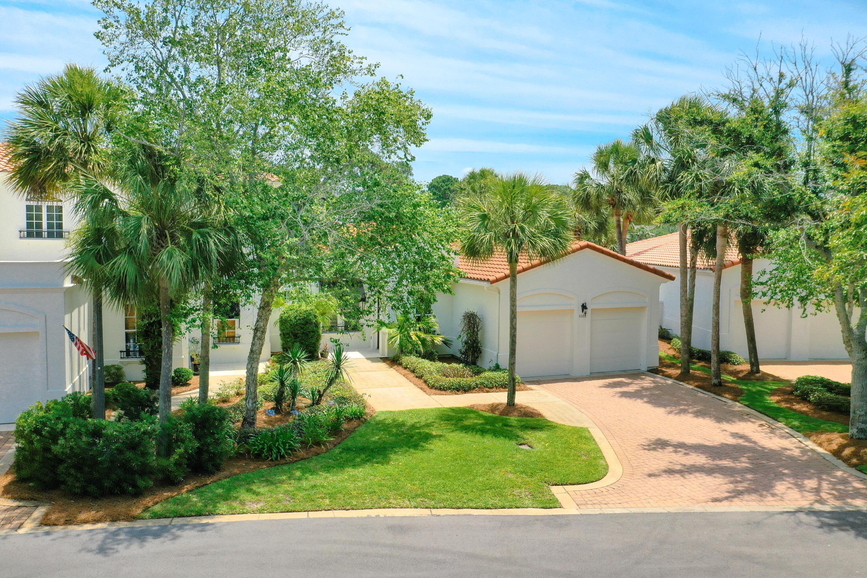 8068 Fountains Lane