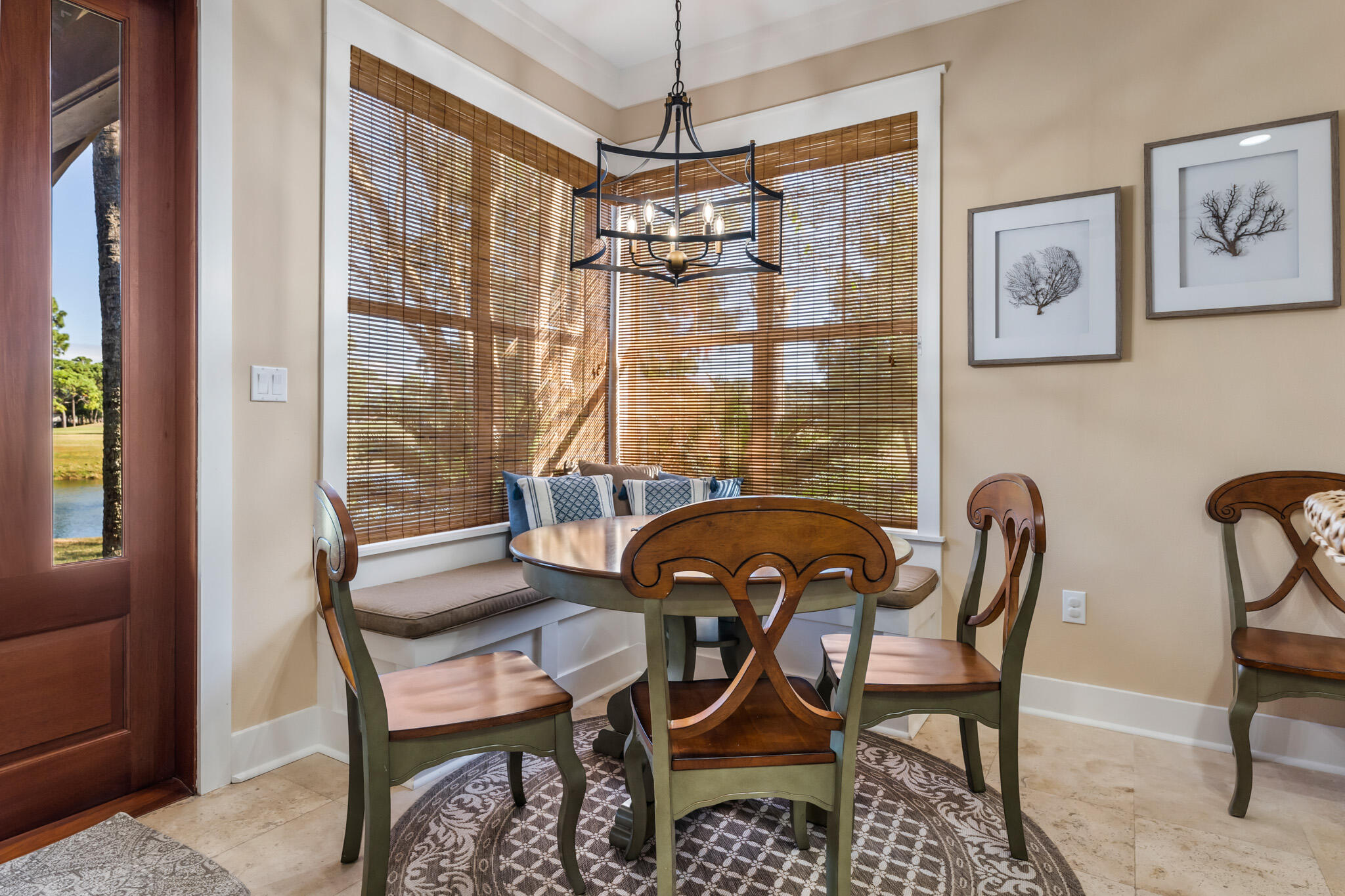 8593 Magnolia Bay Lane
