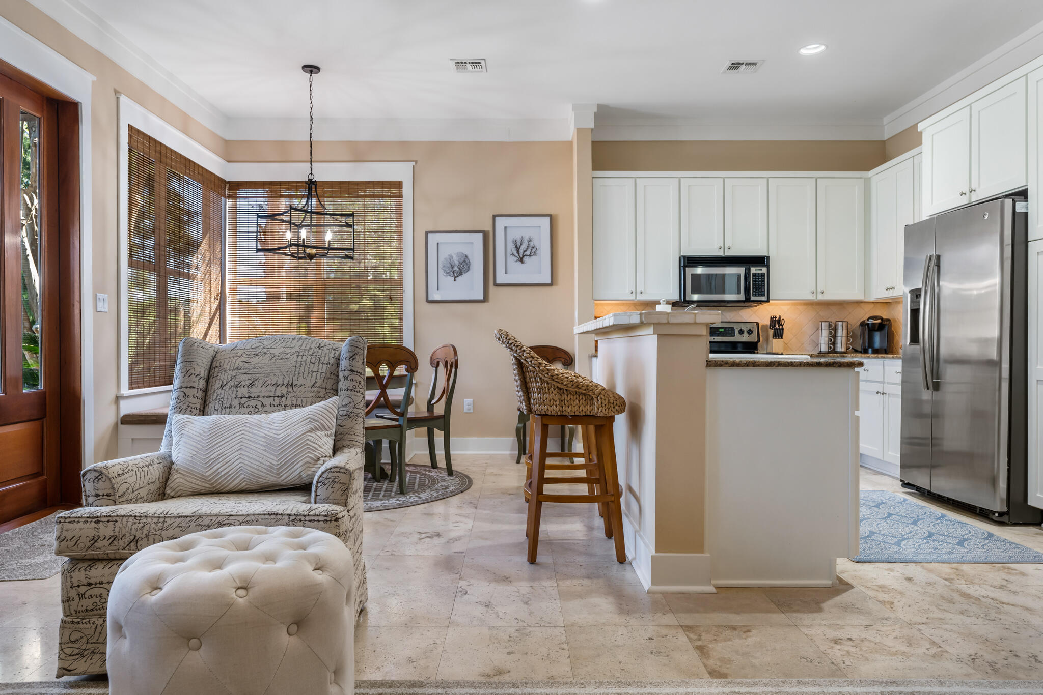 8593 Magnolia Bay Lane