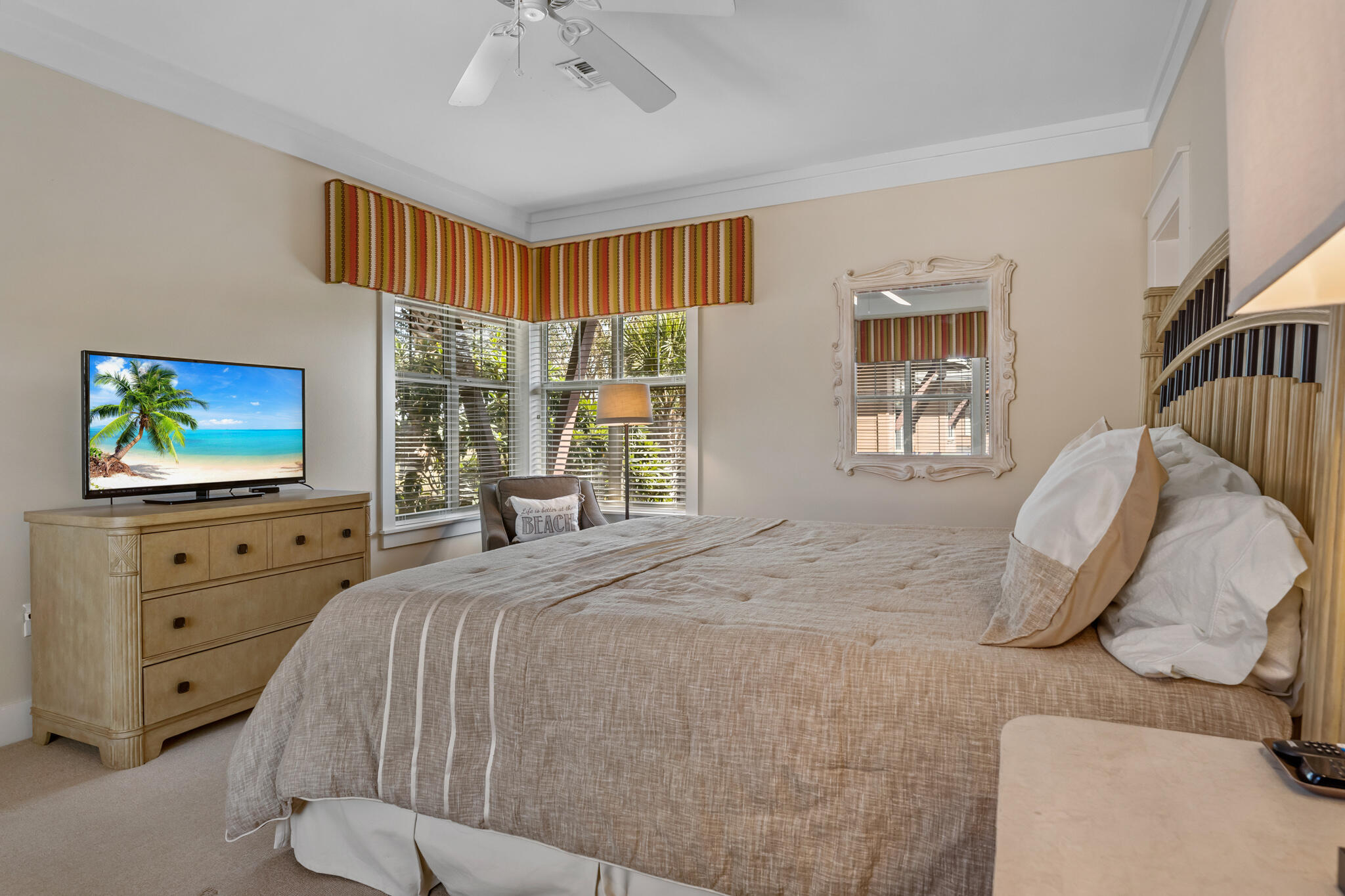 8593 Magnolia Bay Lane