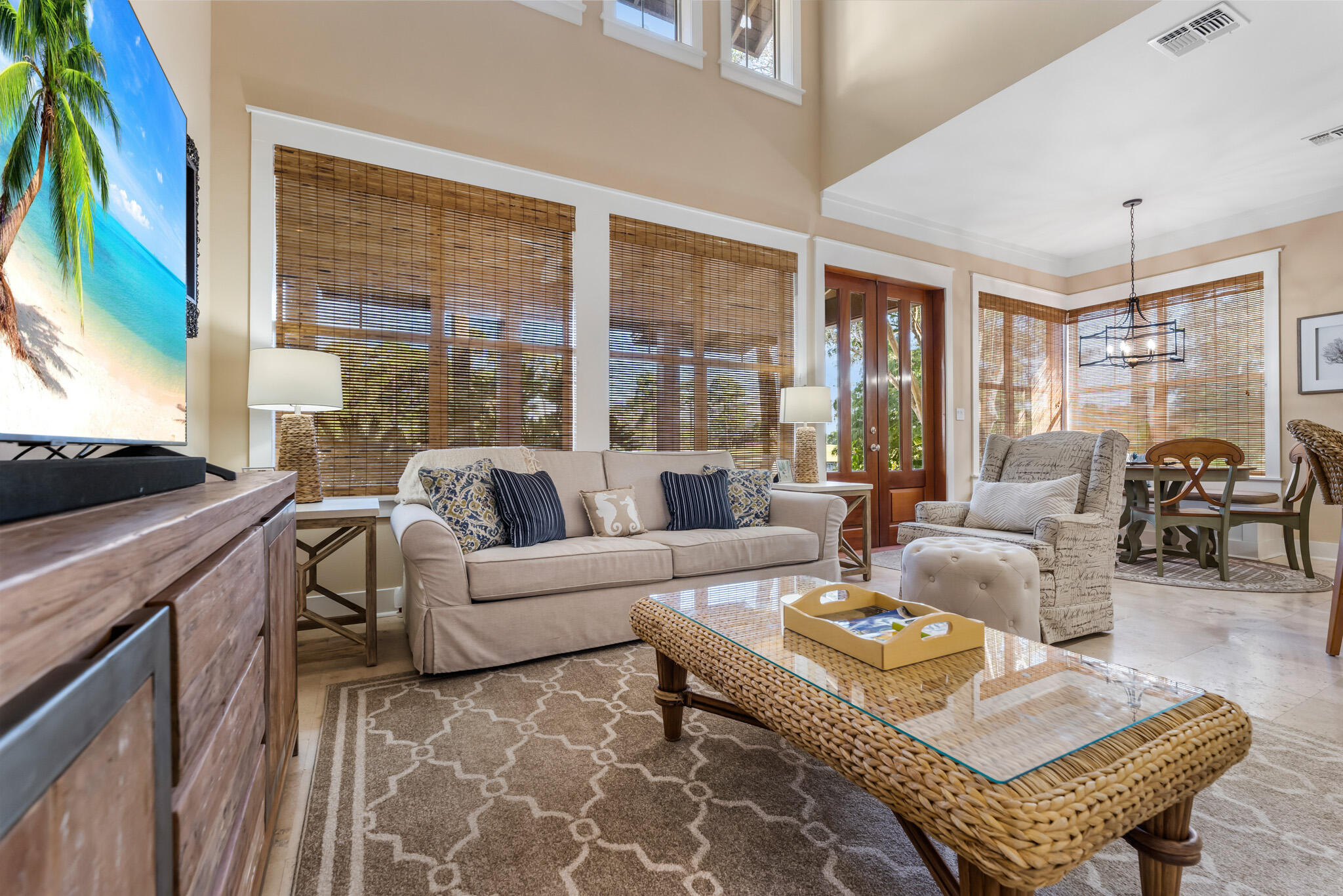 8593 Magnolia Bay Lane