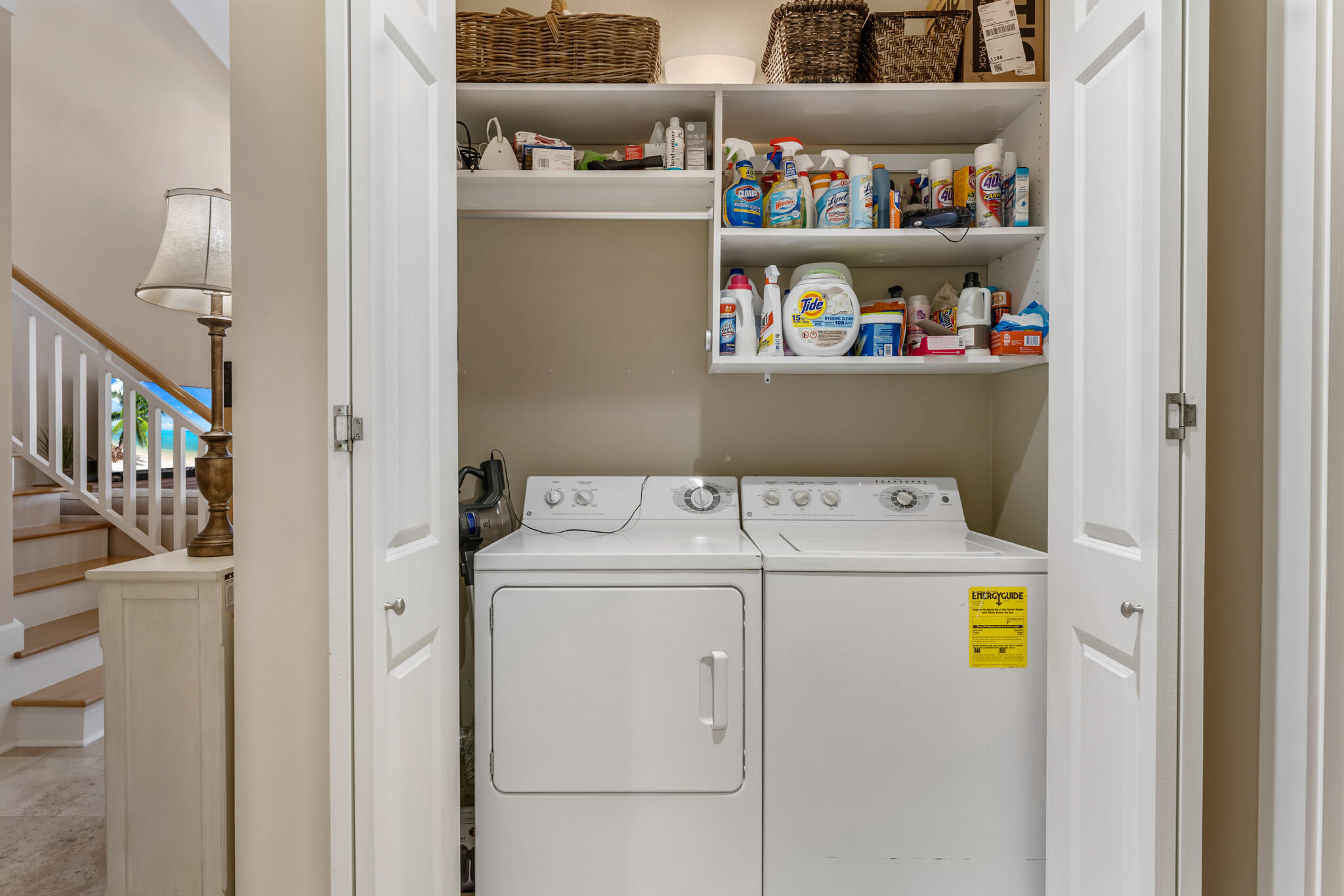8593 Magnolia Bay Lane