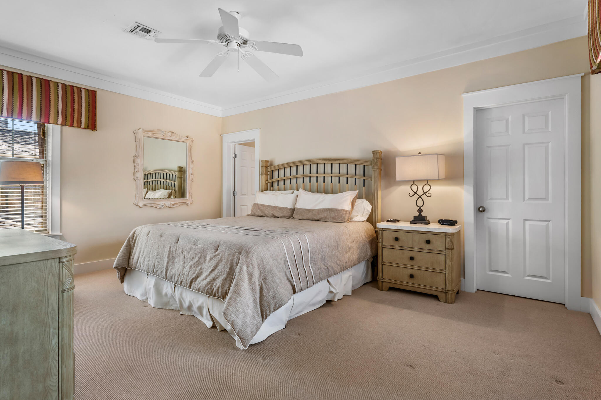 8593 Magnolia Bay Lane