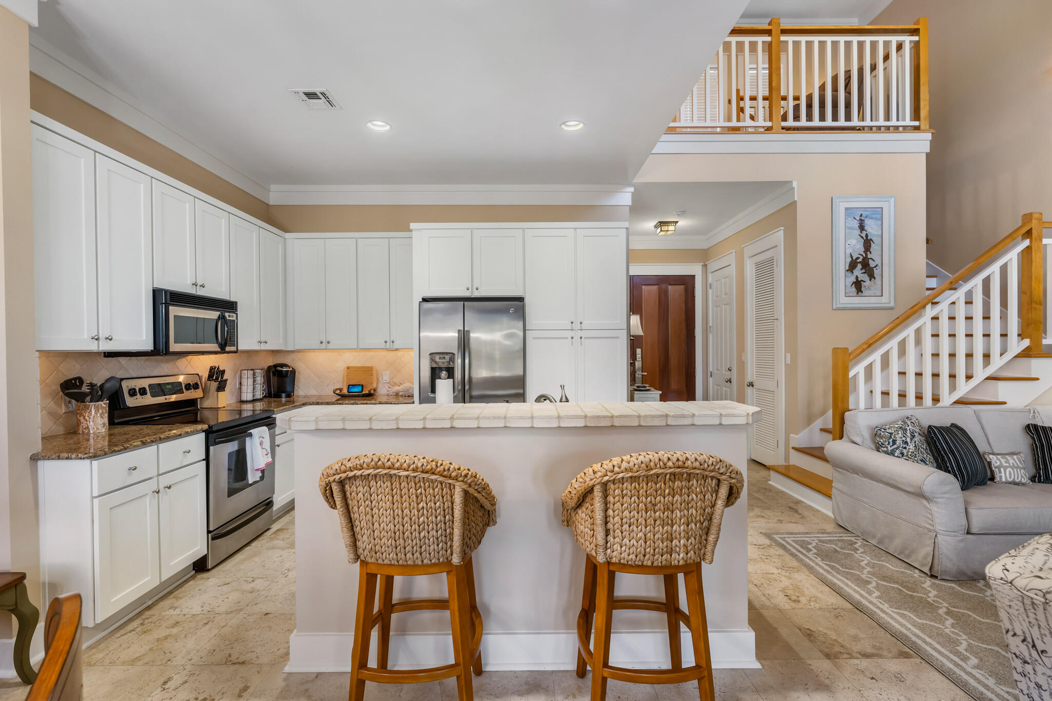 8593 Magnolia Bay Lane