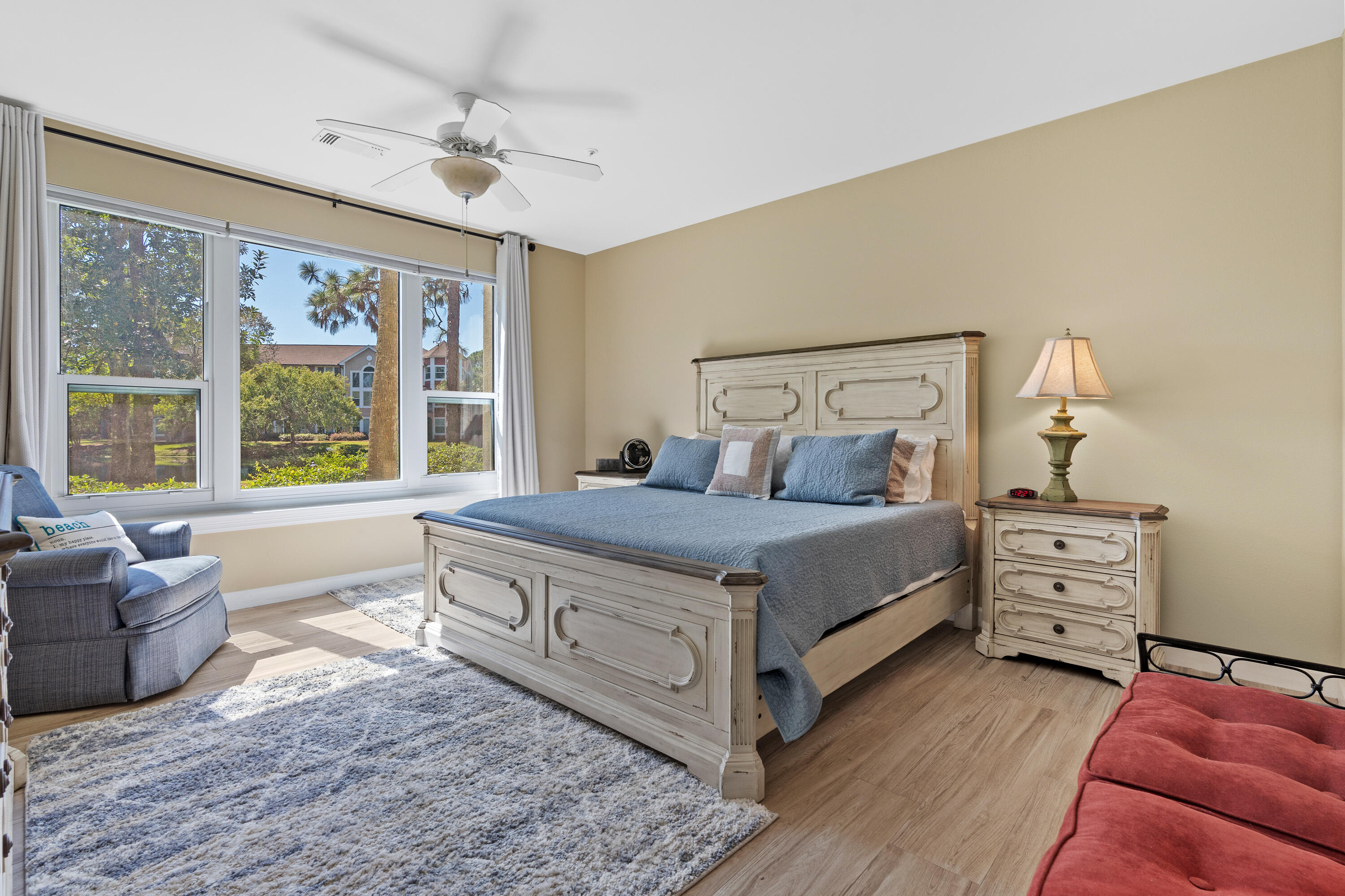 8570 Turnberry Drive, 8570