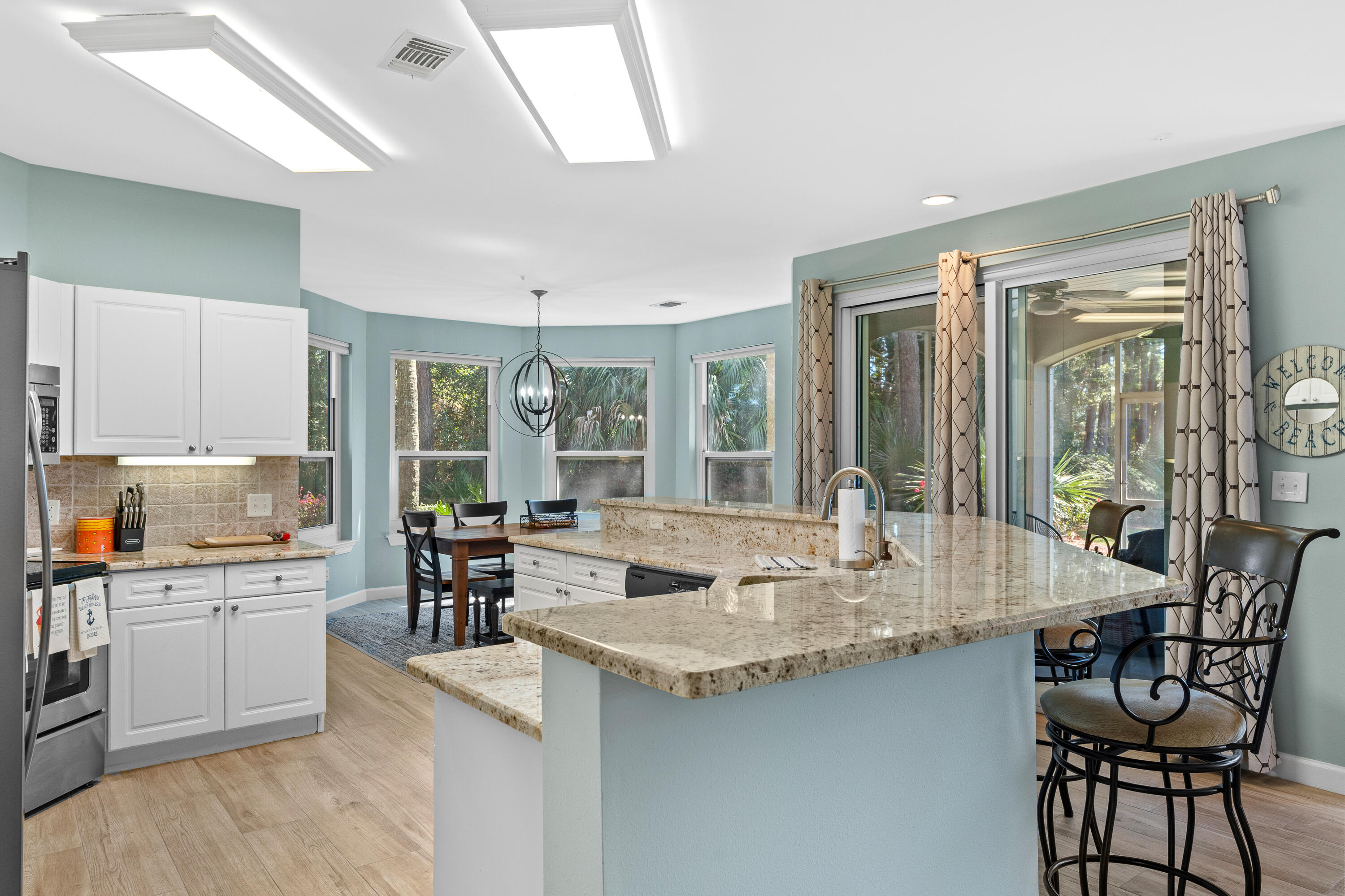 8570 Turnberry Drive, 8570