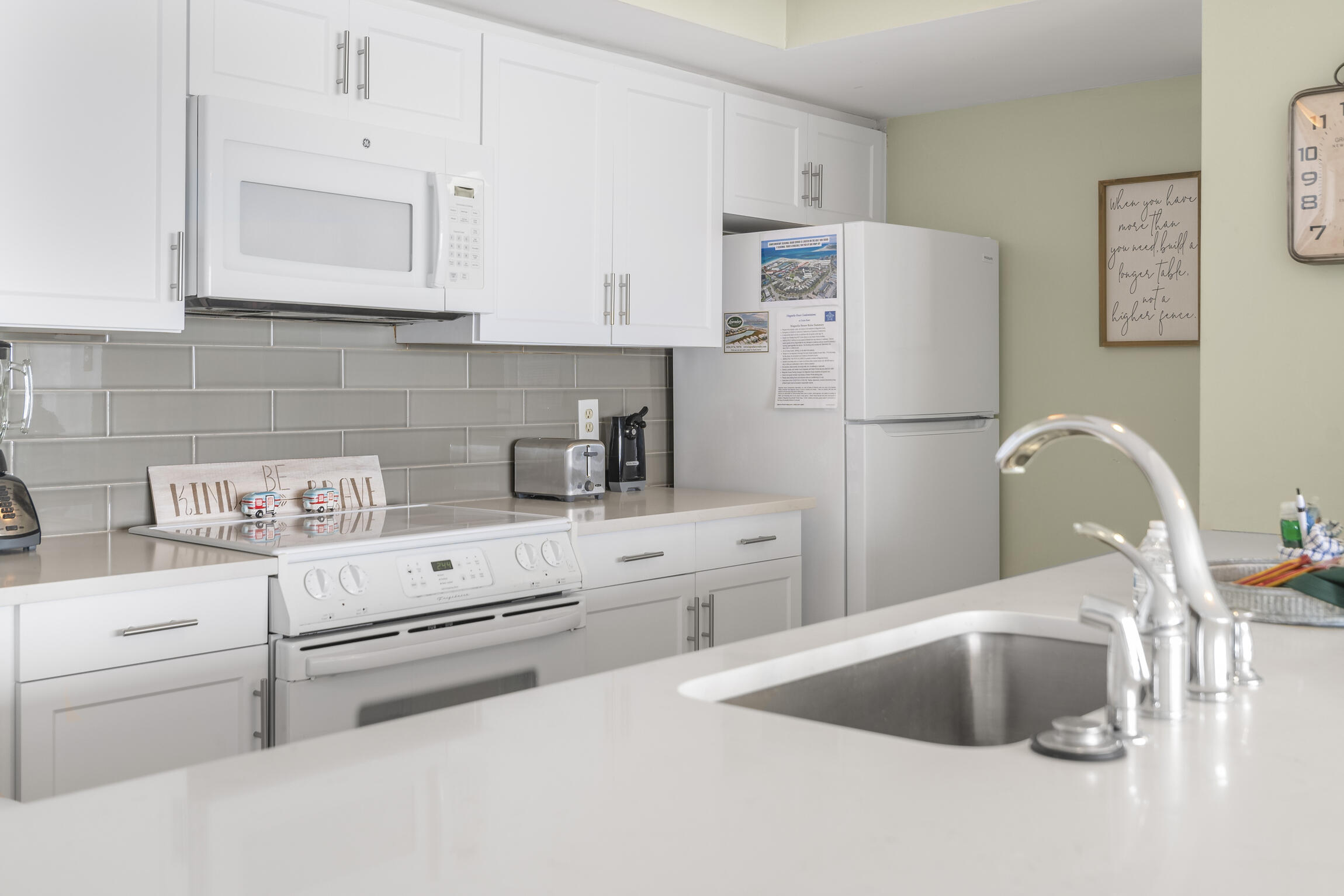 480 Gulf Shore Drive, UNIT 406
