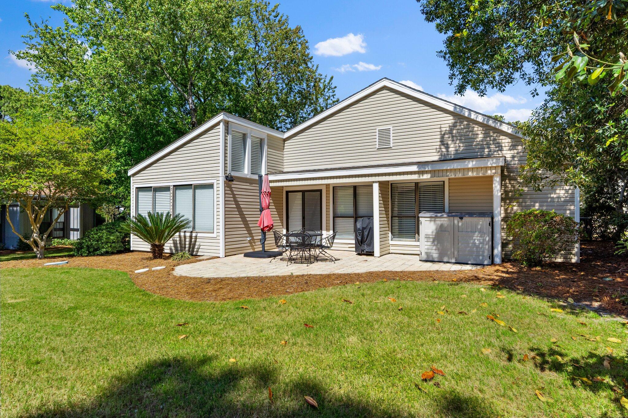 512 Magnolia Place, 512