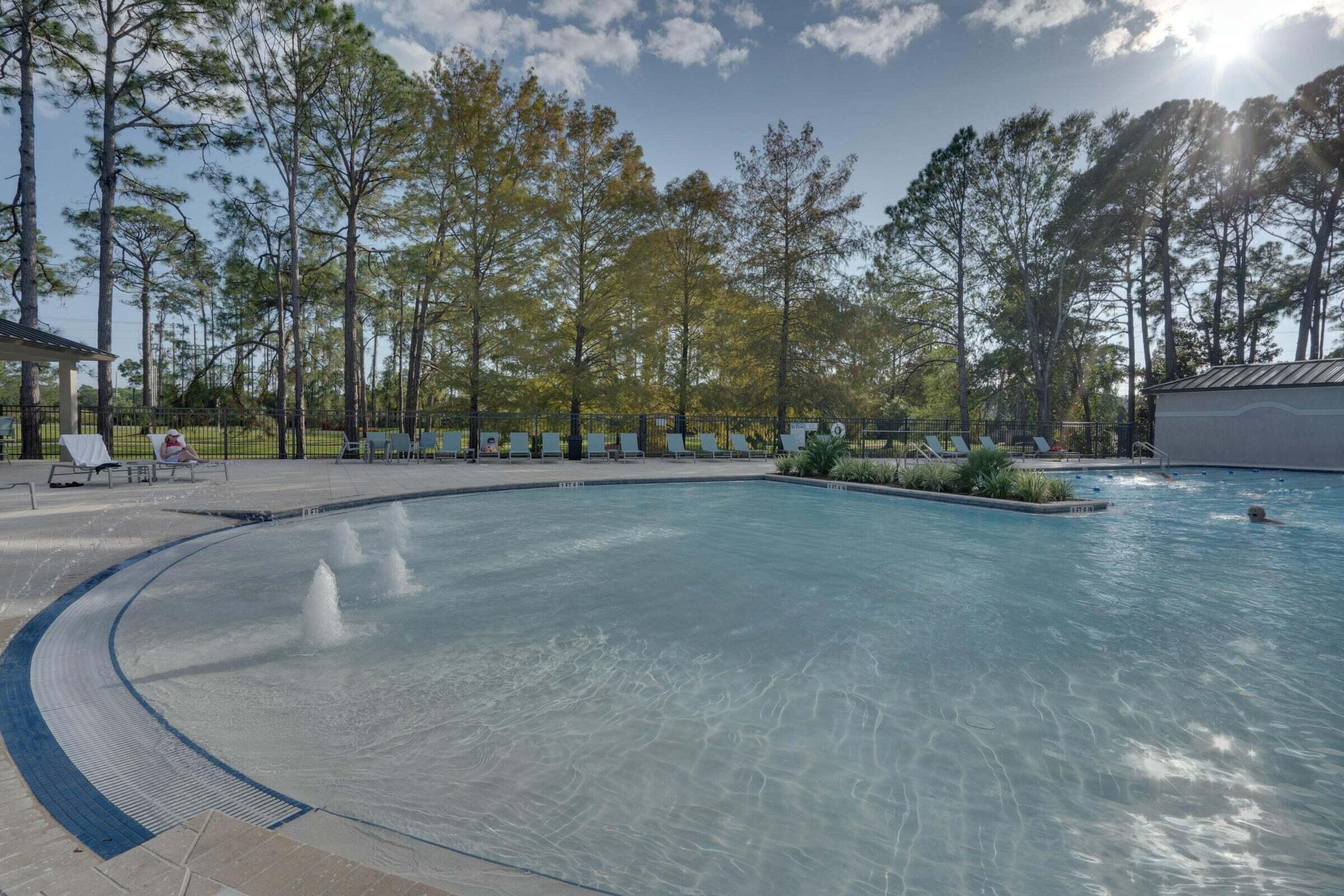 512 Magnolia Place, 512