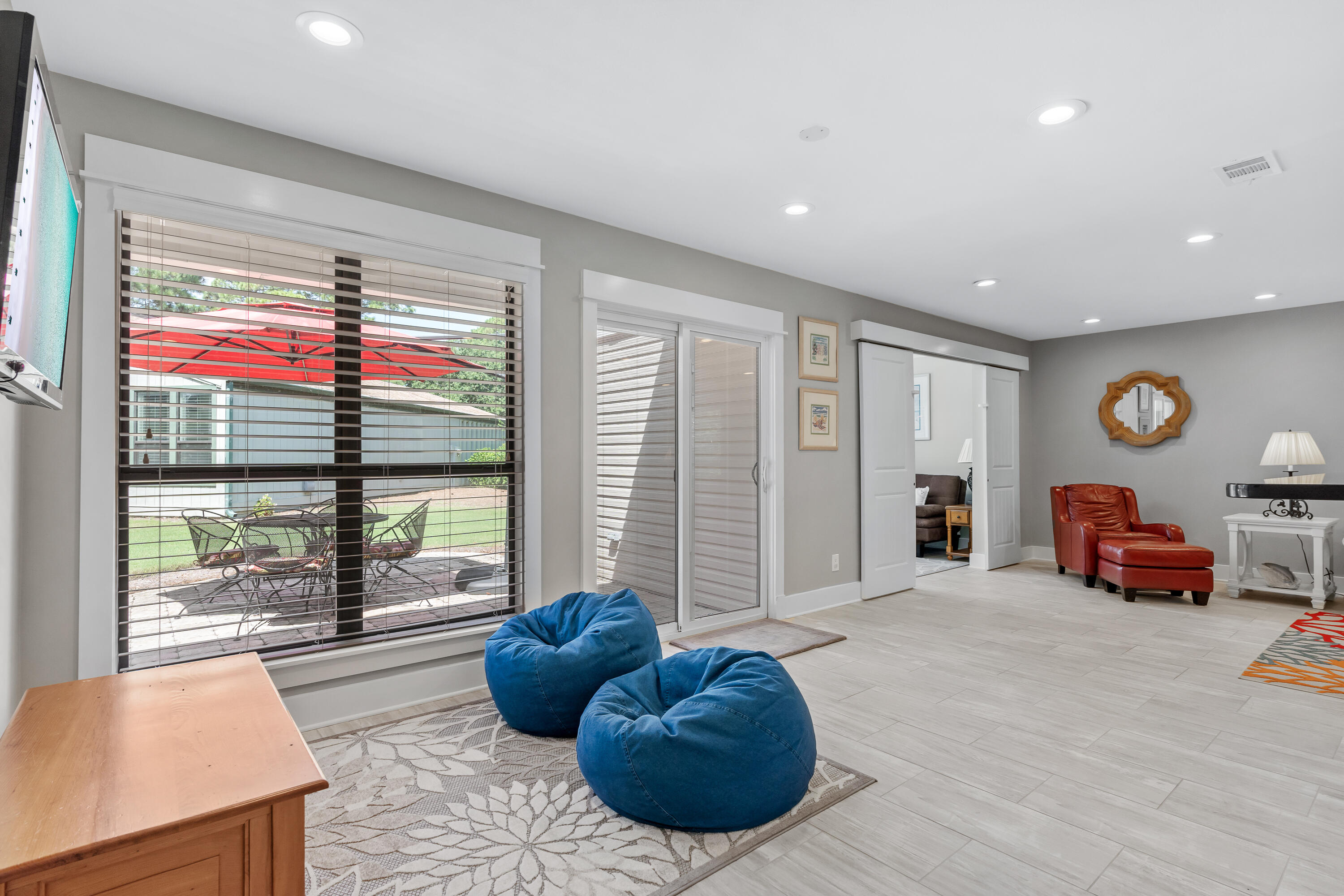512 Magnolia Place, 512