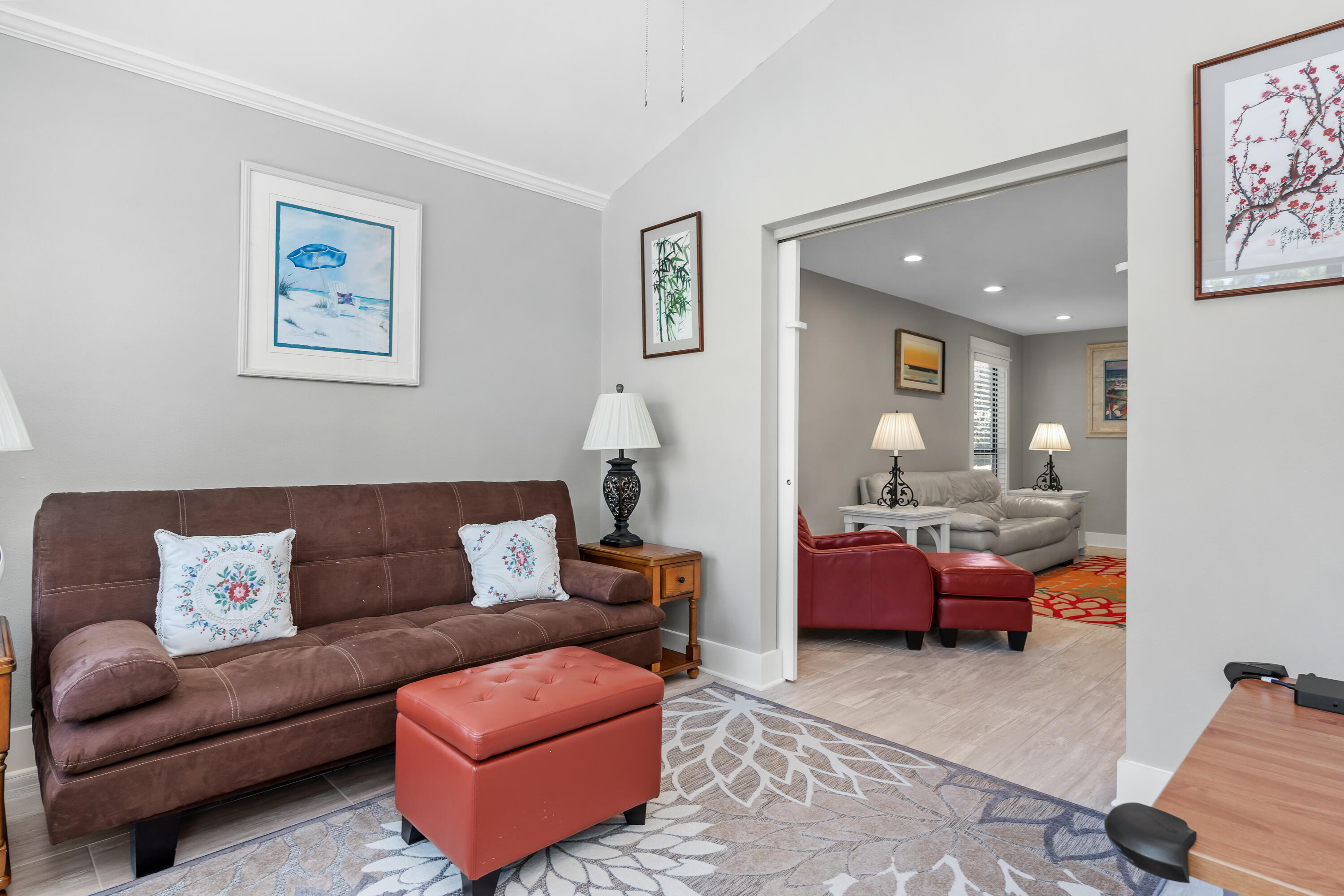512 Magnolia Place, 512