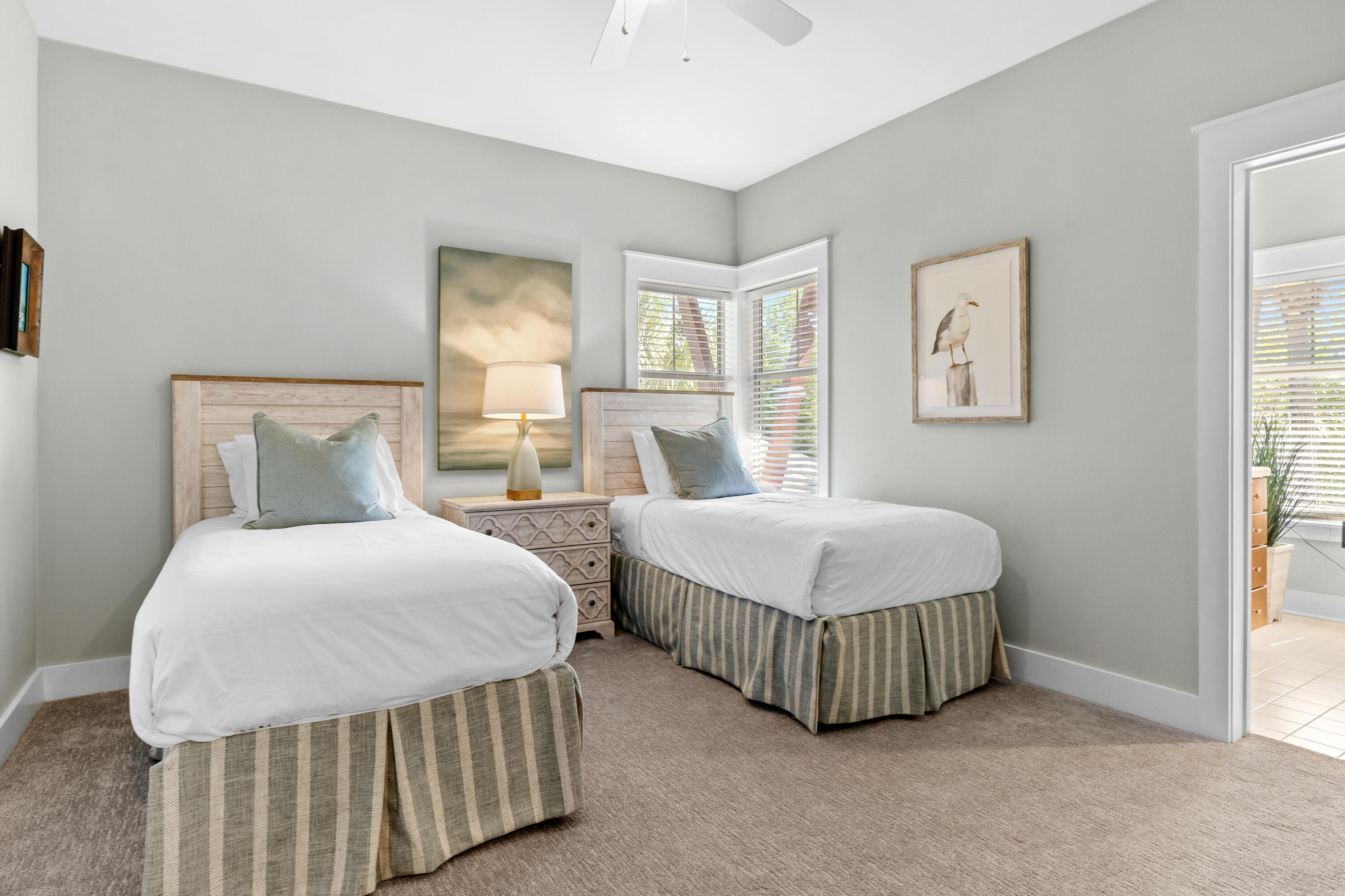 8582 Magnolia Bay Lane