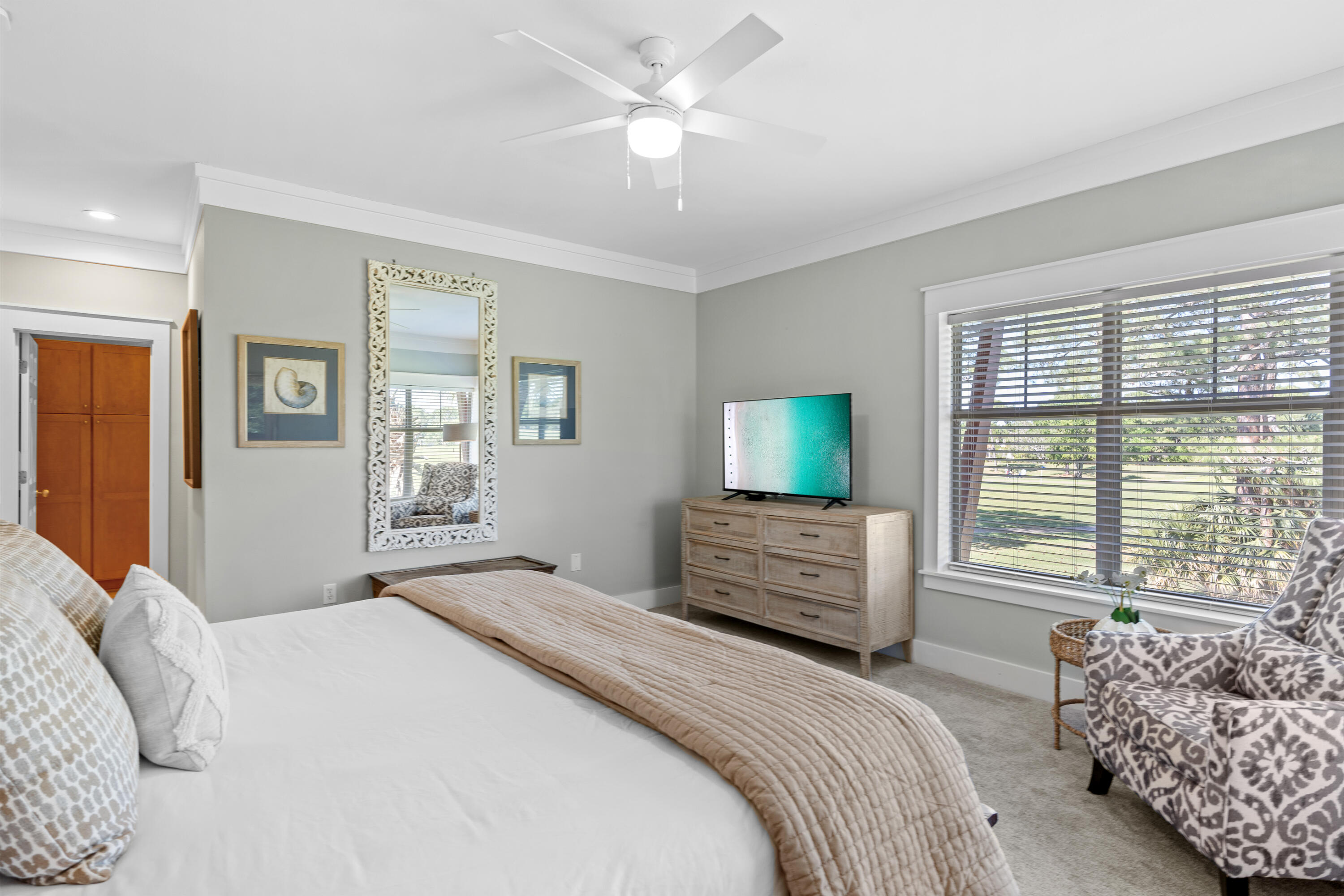 8582 Magnolia Bay Lane