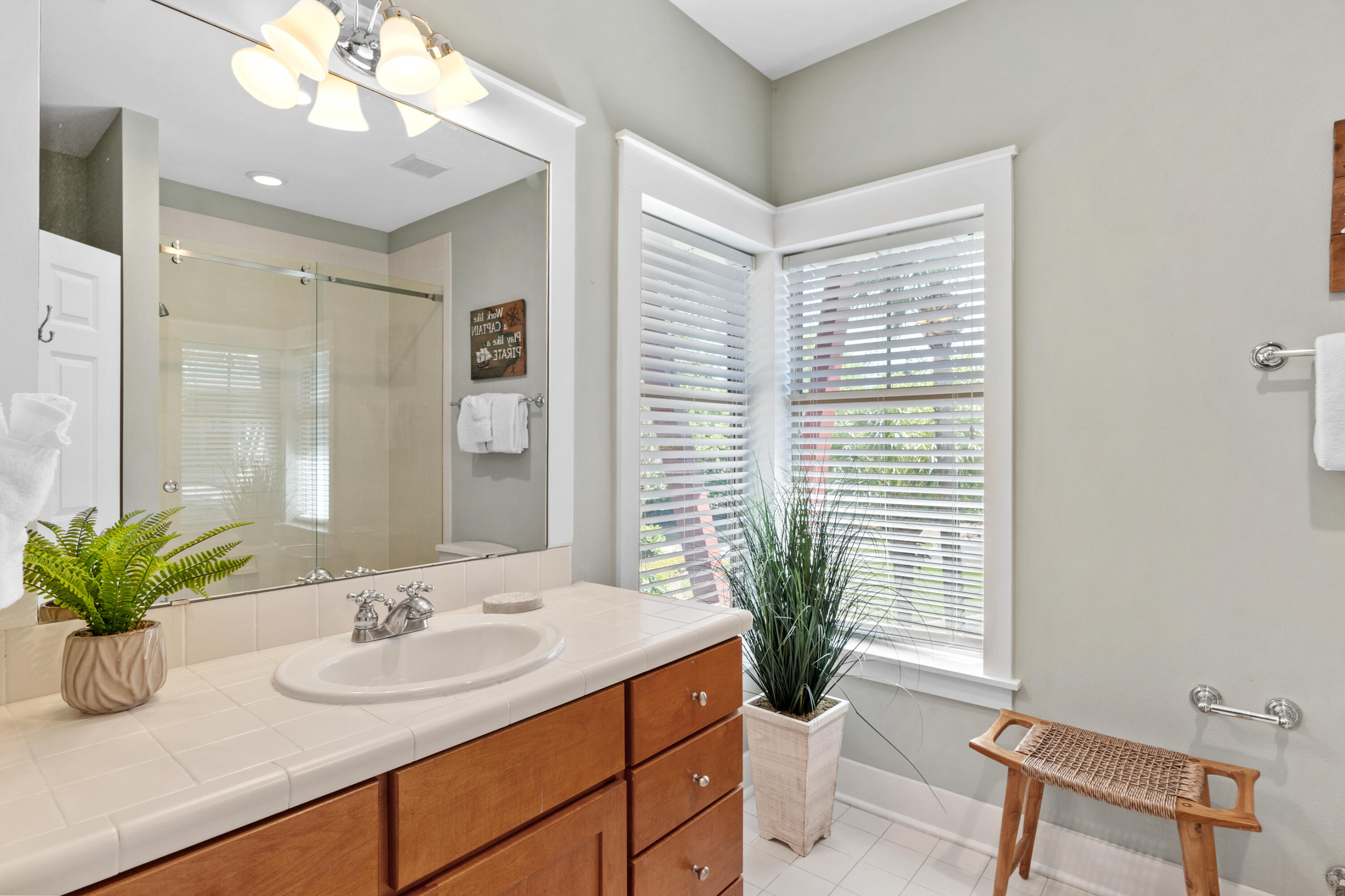 8582 Magnolia Bay Lane