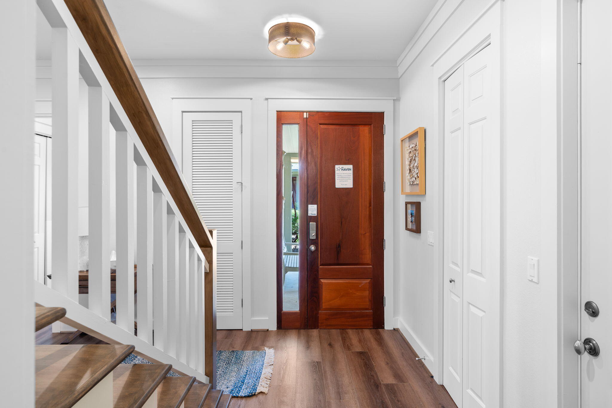 8615 Magnolia Bay Lane
