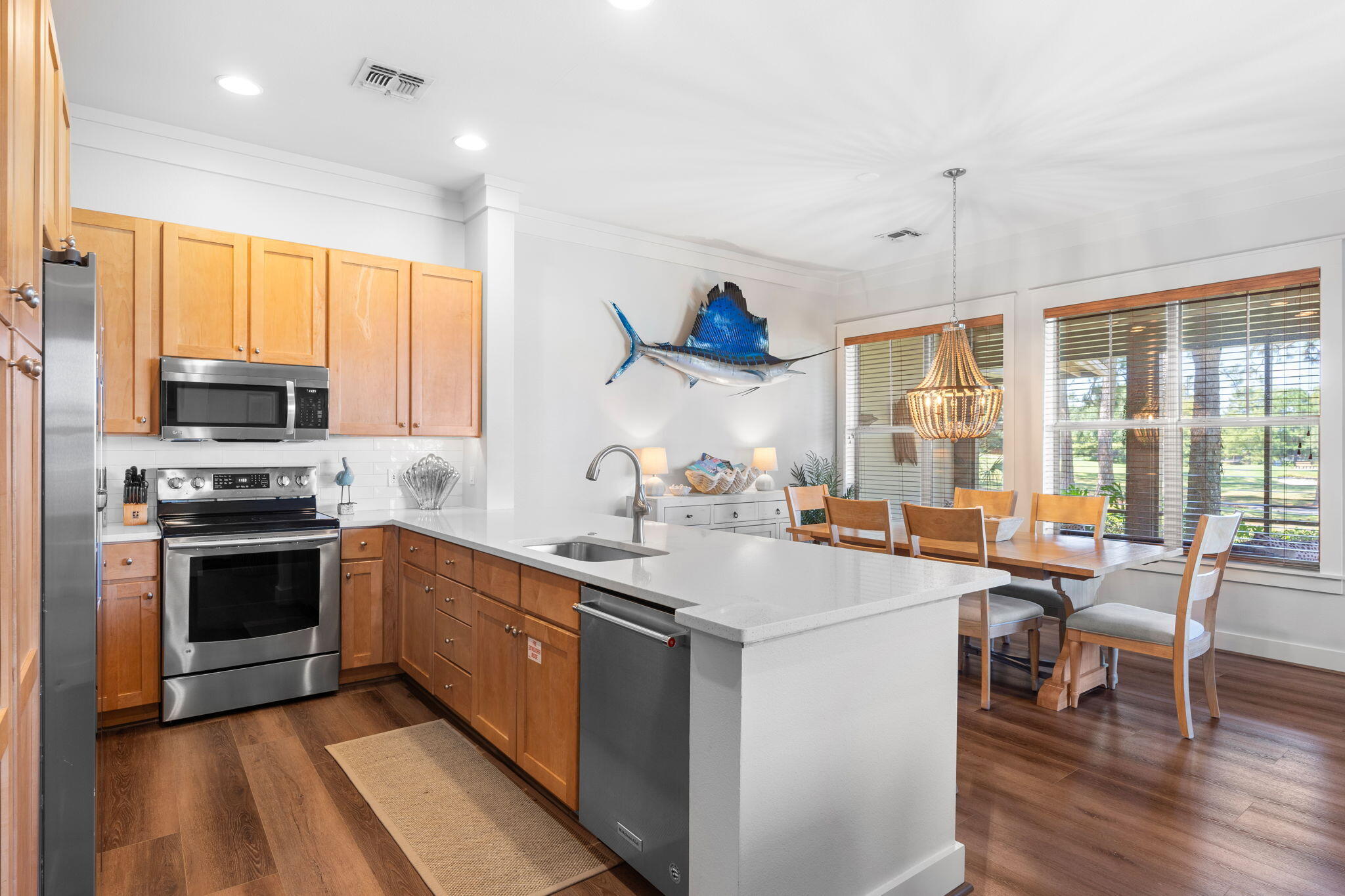 8615 Magnolia Bay Lane