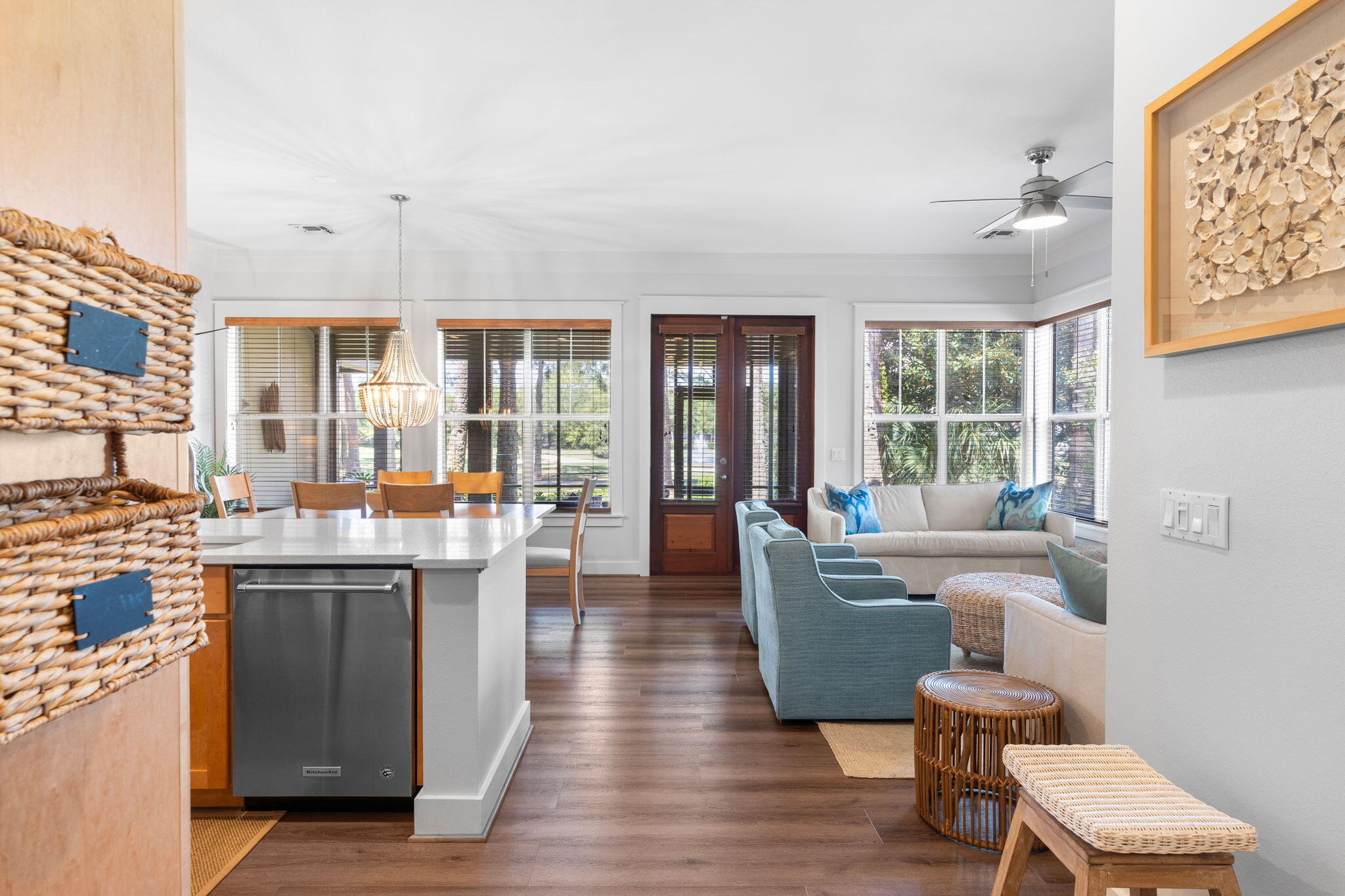 8615 Magnolia Bay Lane