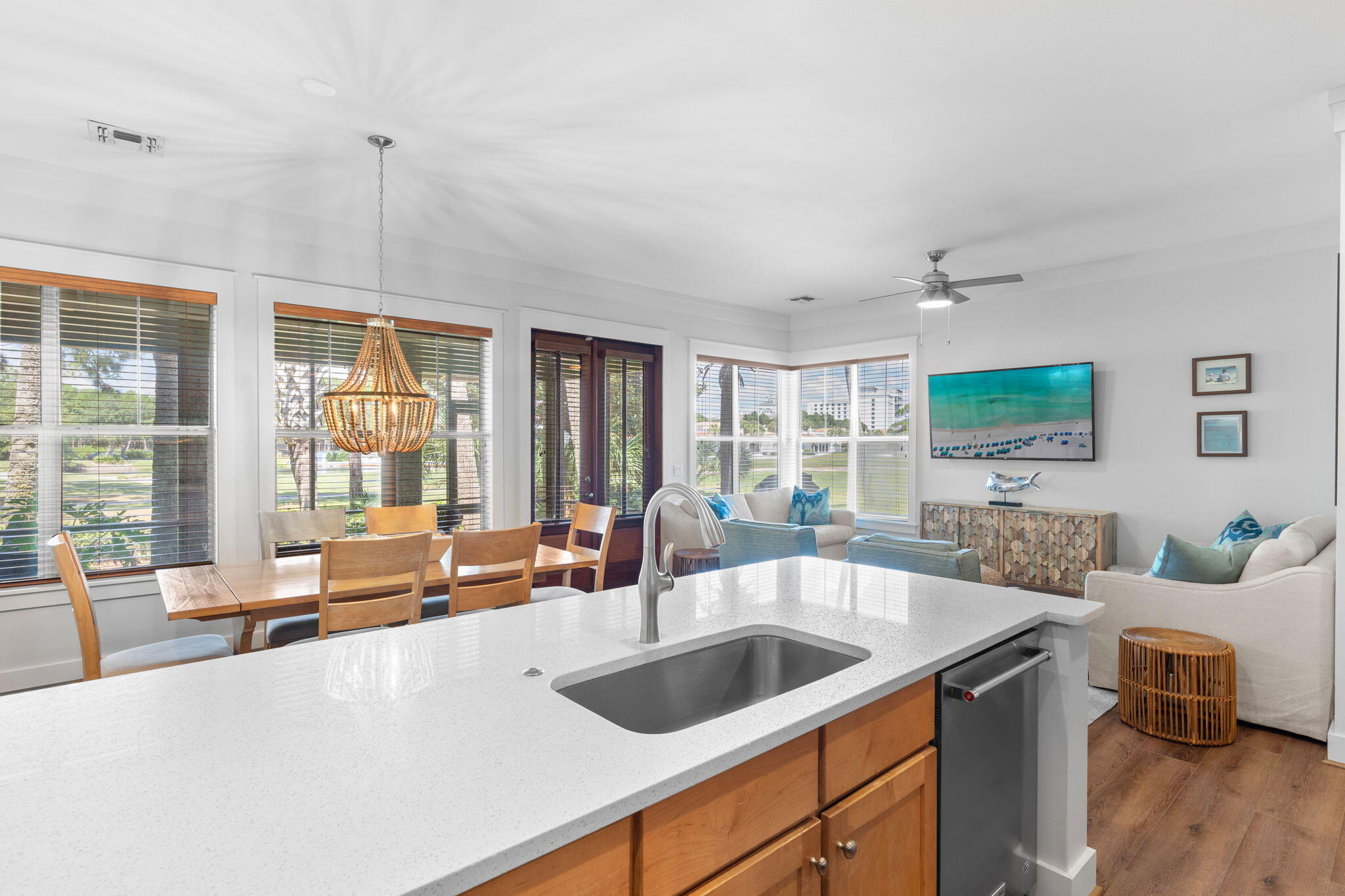8615 Magnolia Bay Lane