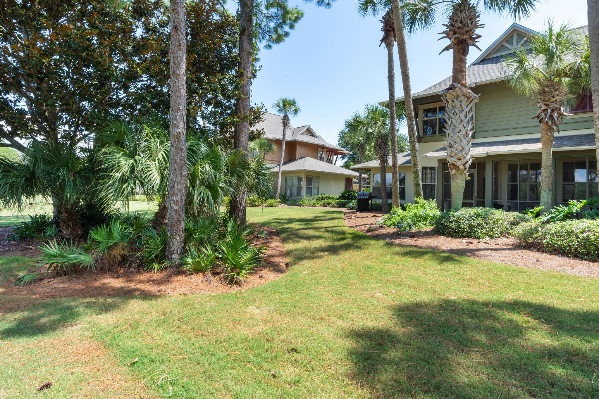 8615 Magnolia Bay Lane