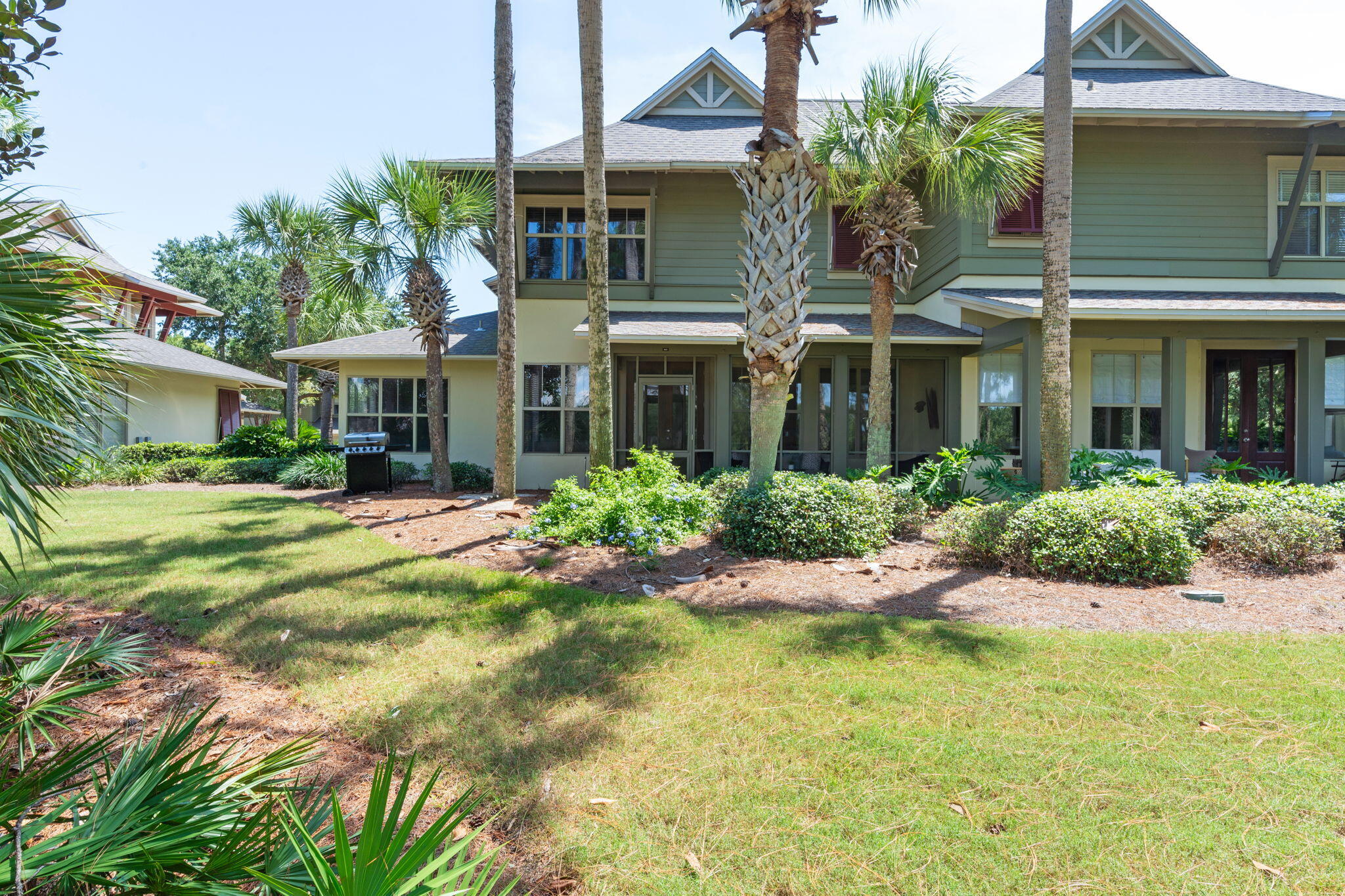 8615 Magnolia Bay Lane