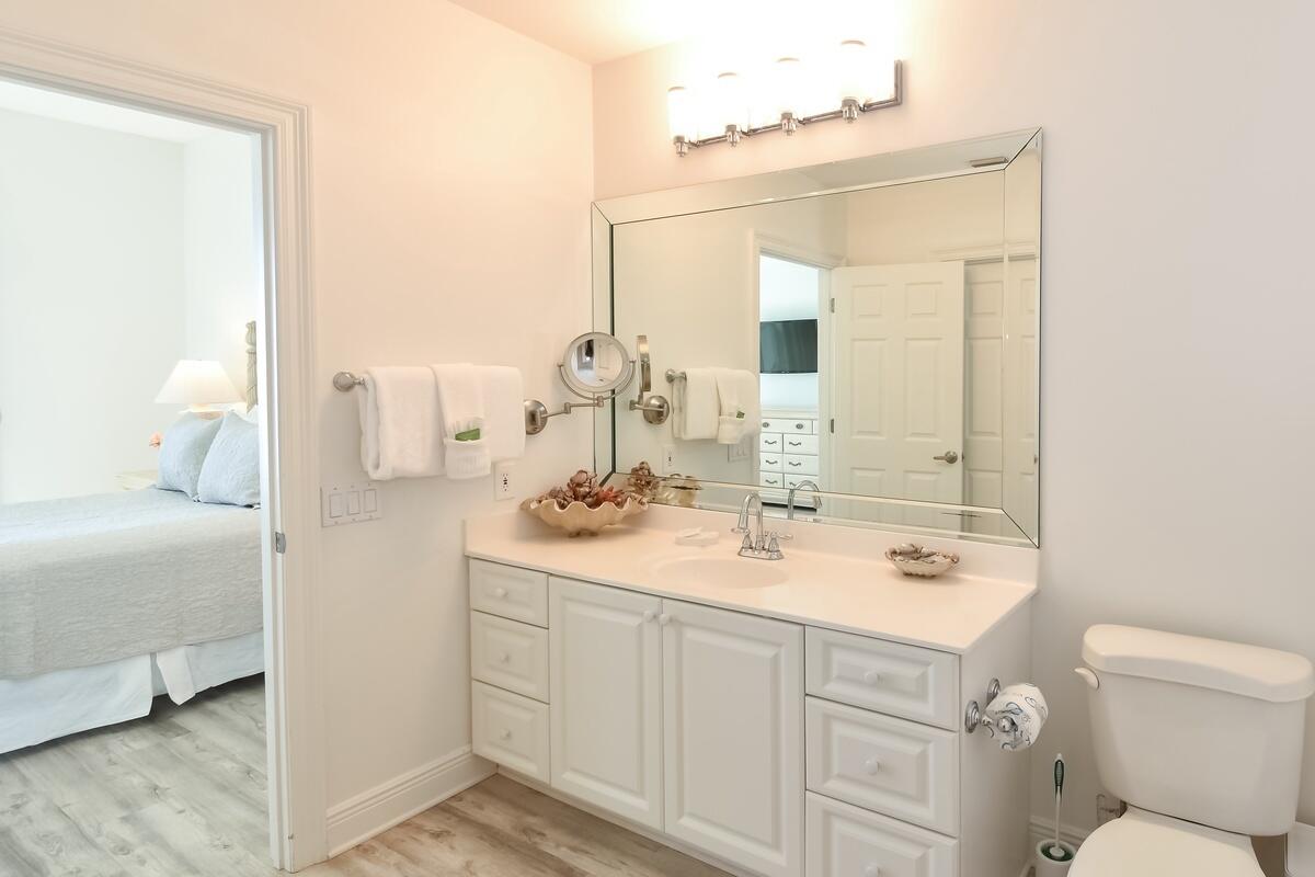 1272 Scenic Gulf Drive 904
