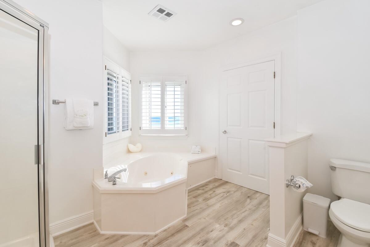 1272 Scenic Gulf Drive 904
