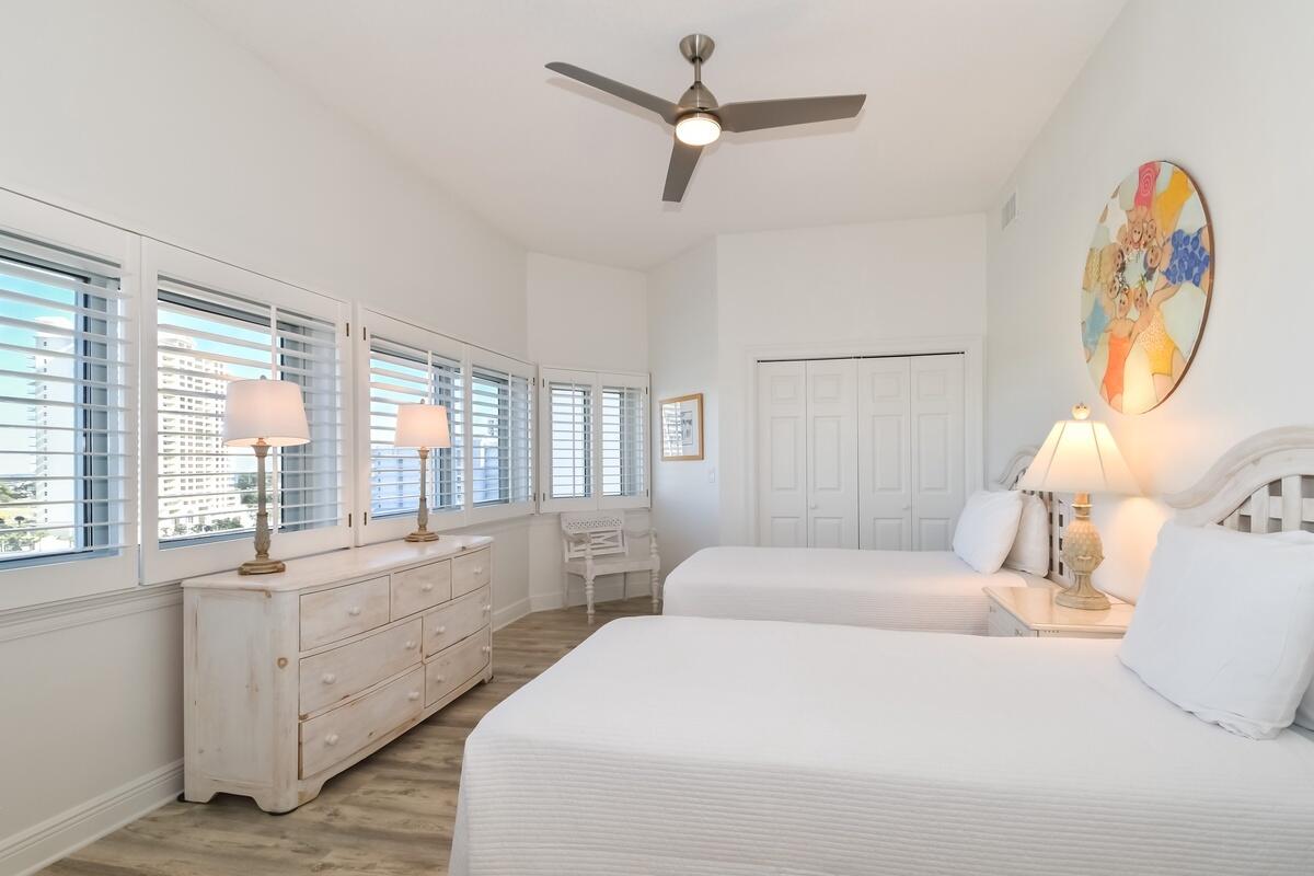 1272 Scenic Gulf Drive 904