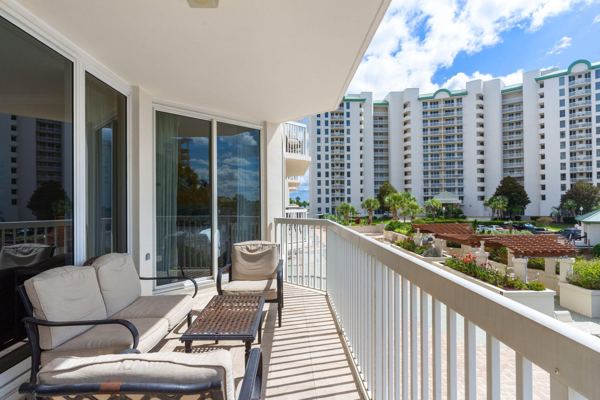 15100 Emerald Coast Parkway, UNIT 305
