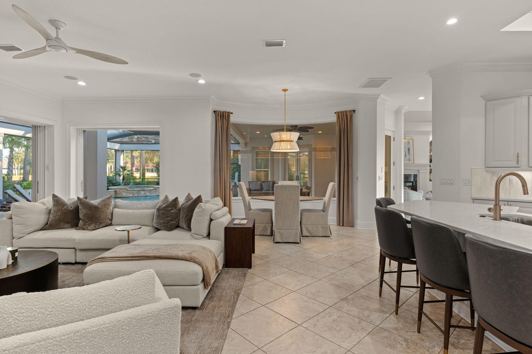 1492 E E Island Green Lane Lane