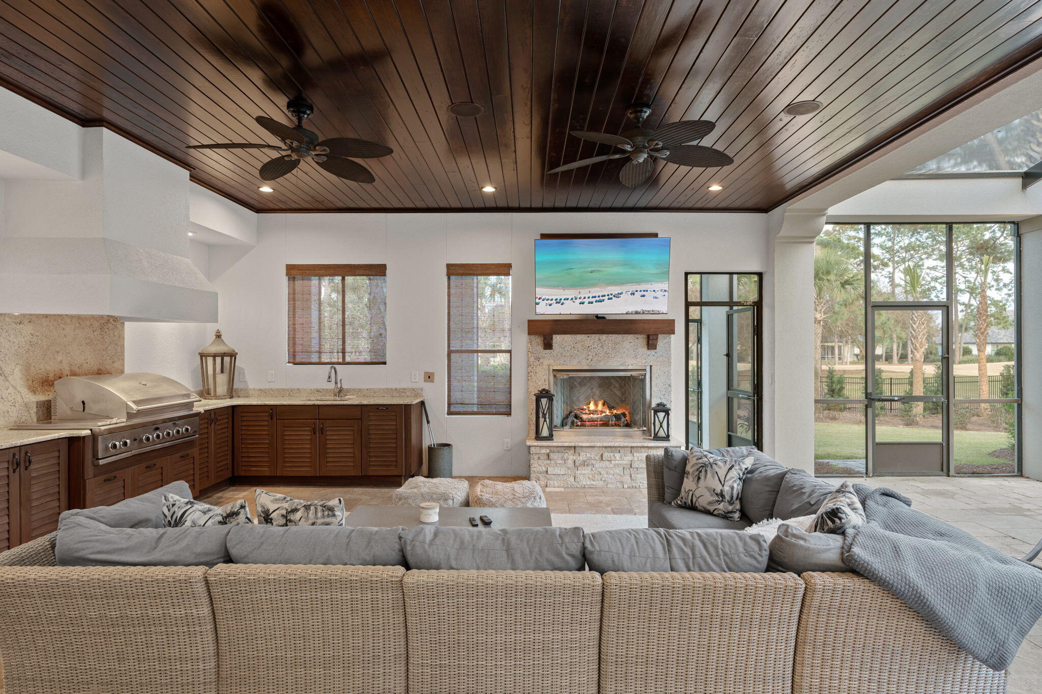 1492 E E Island Green Lane Lane