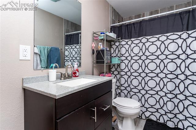 7895 Dutch Loop