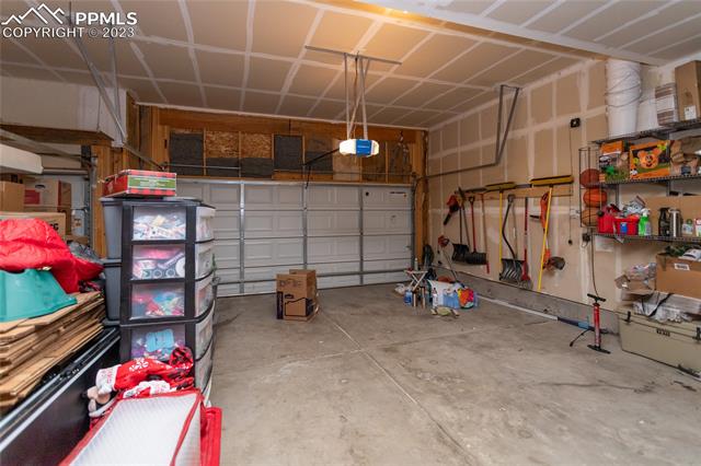 7895 Dutch Loop