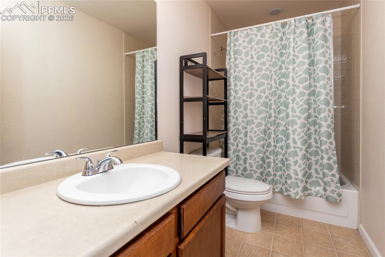 6735 Monterey Pine Loop