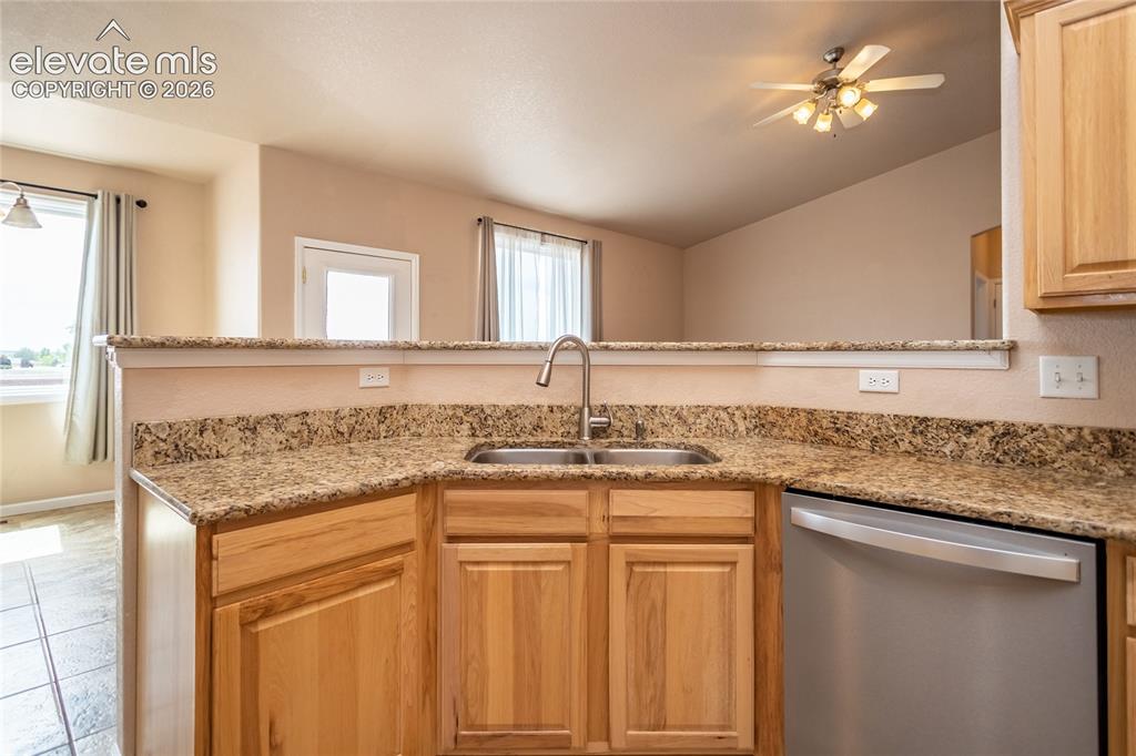 440 Avenida del Oro E