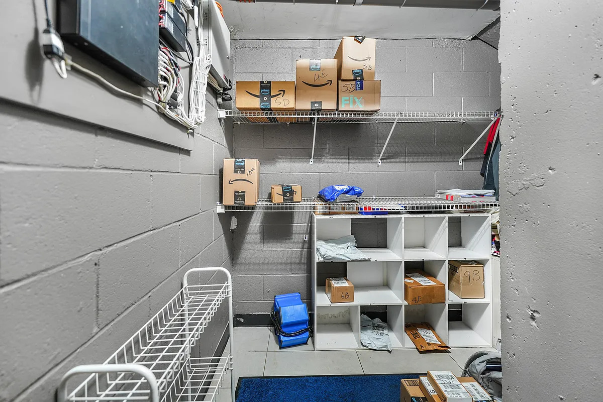 1311 Jackson Avenue 7D