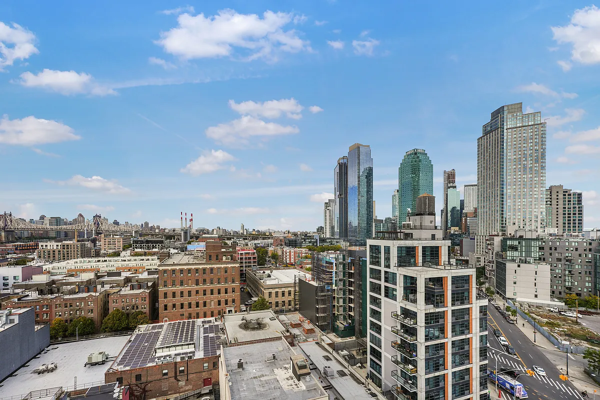 1311 Jackson Avenue 7D