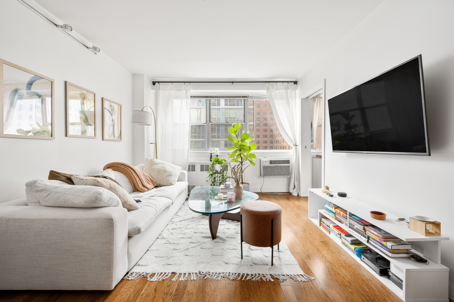 111 3RD Avenue 8B