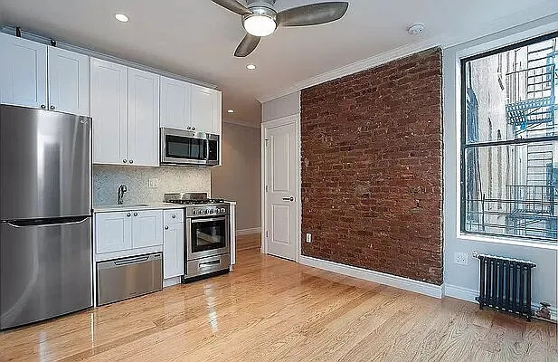 202 S 2nd Street 35