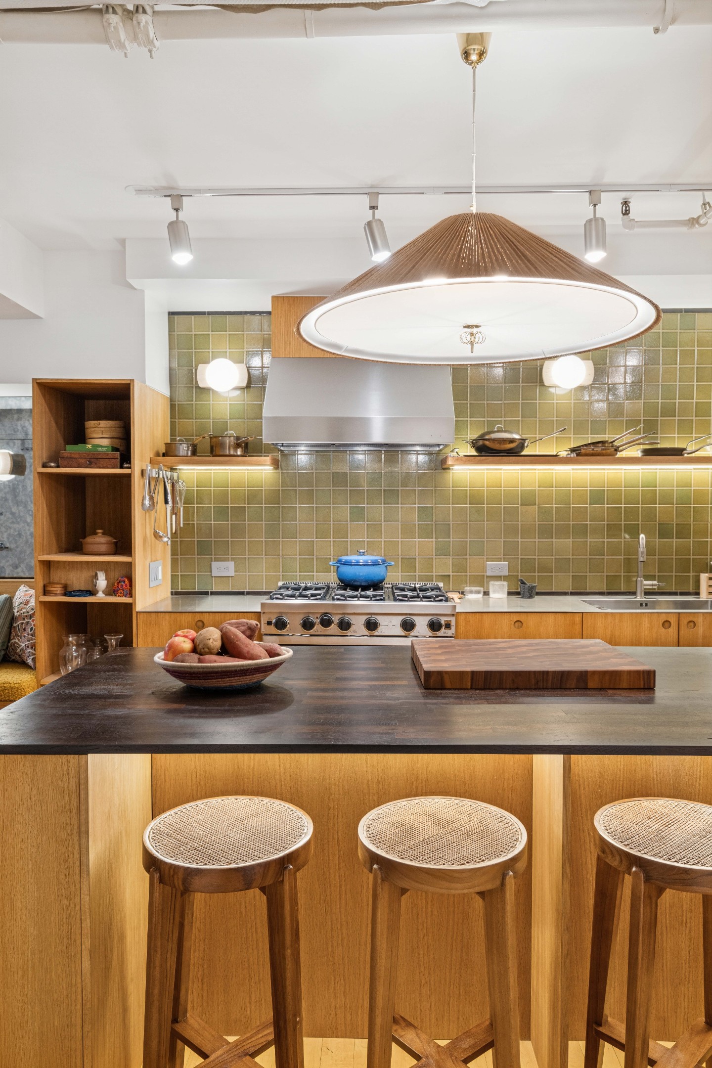 195 Bowery 4