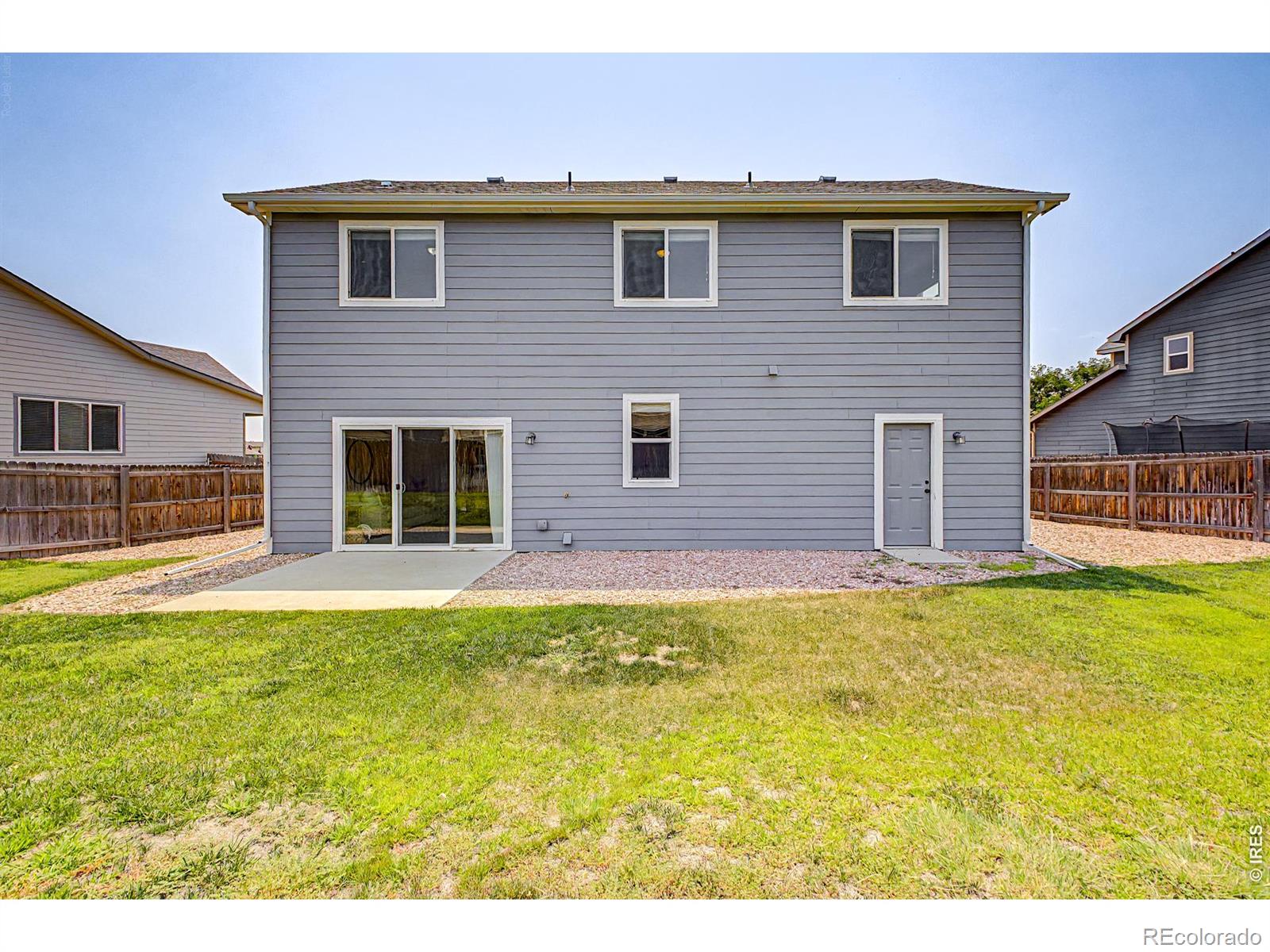 533 E 28th St Dr
