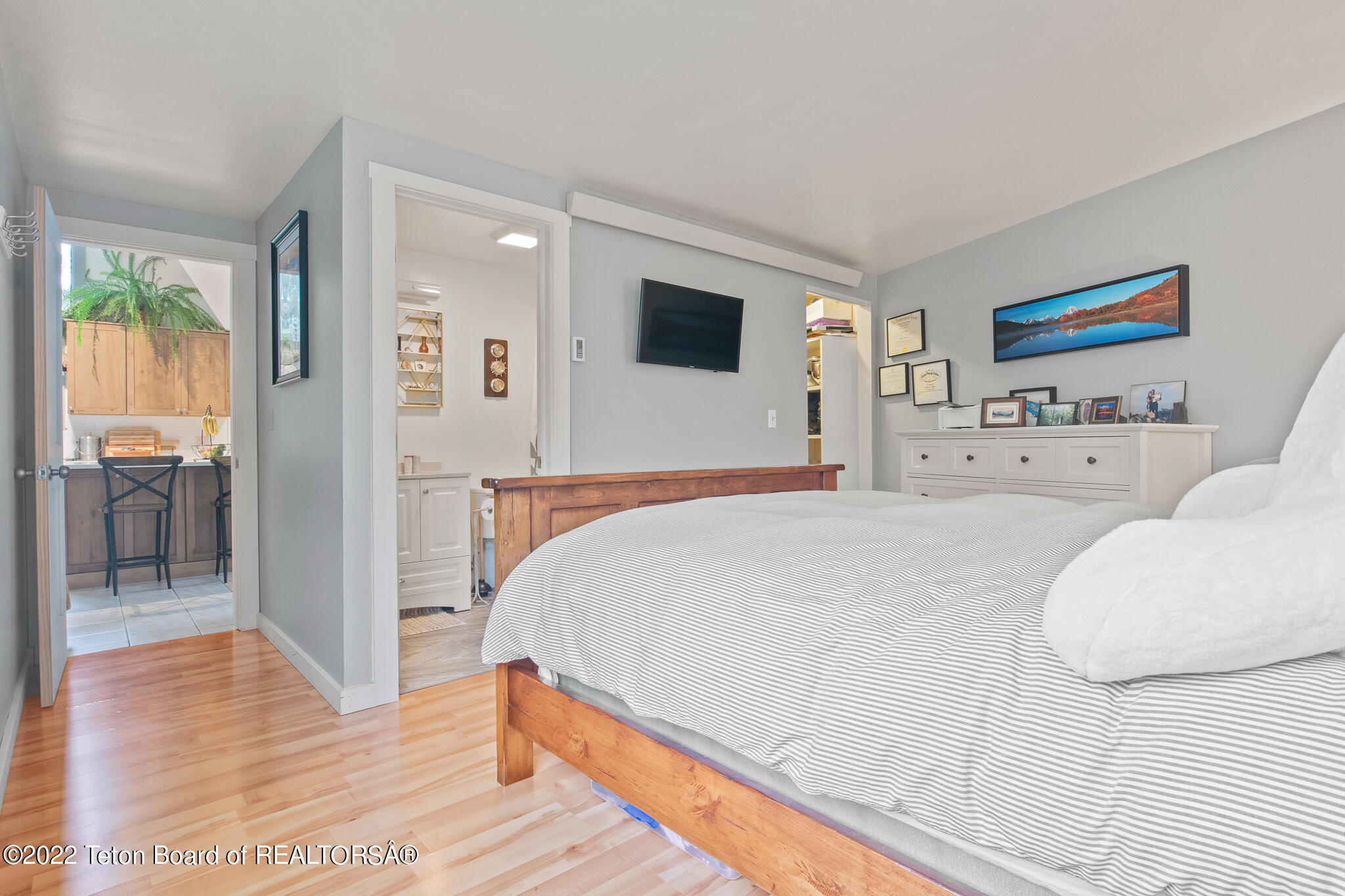 2055 CORNER CREEK LANE Unit: C