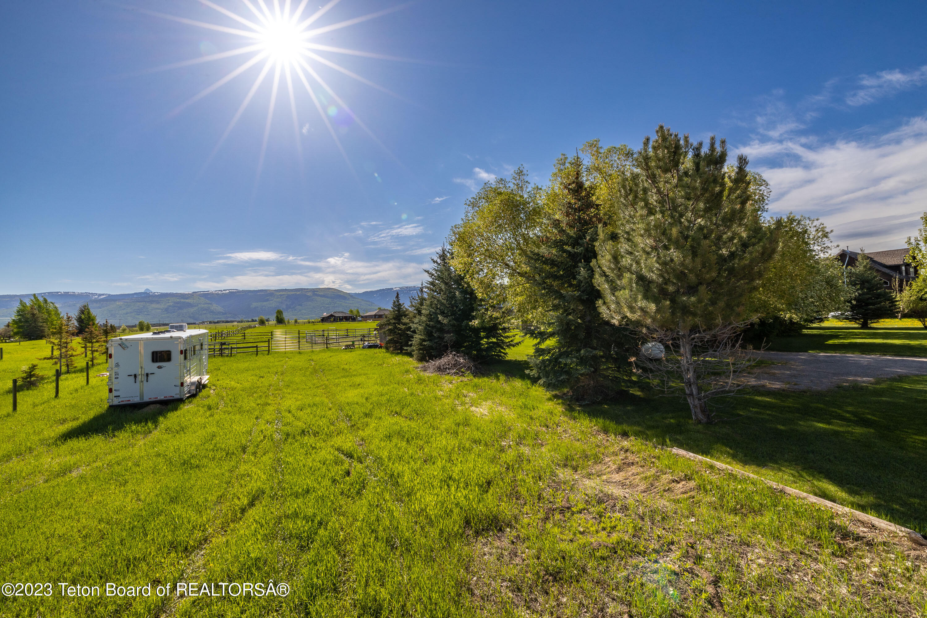 2093 MOUNTAIN MEADOW Drive