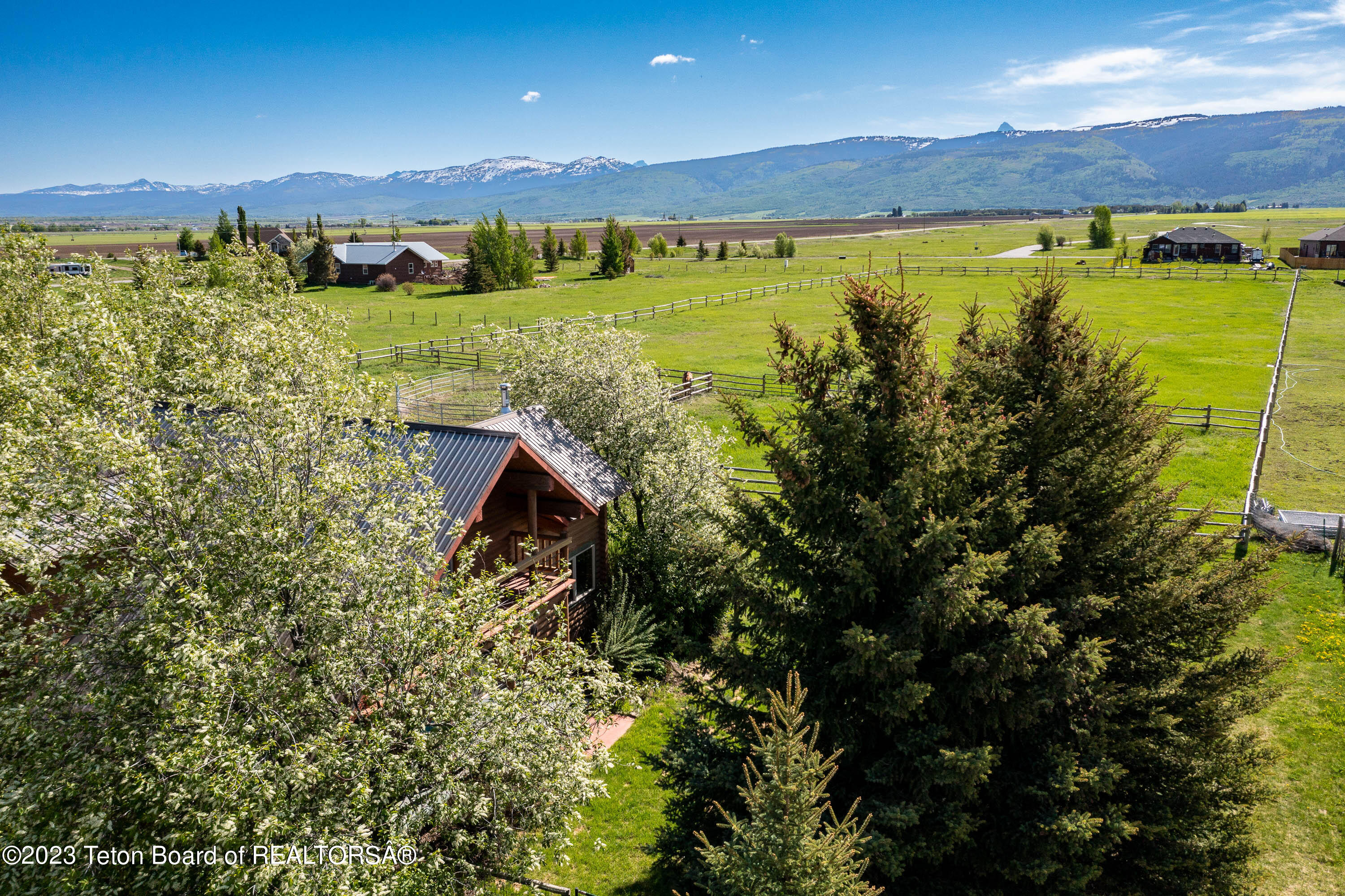2093 MOUNTAIN MEADOW Drive