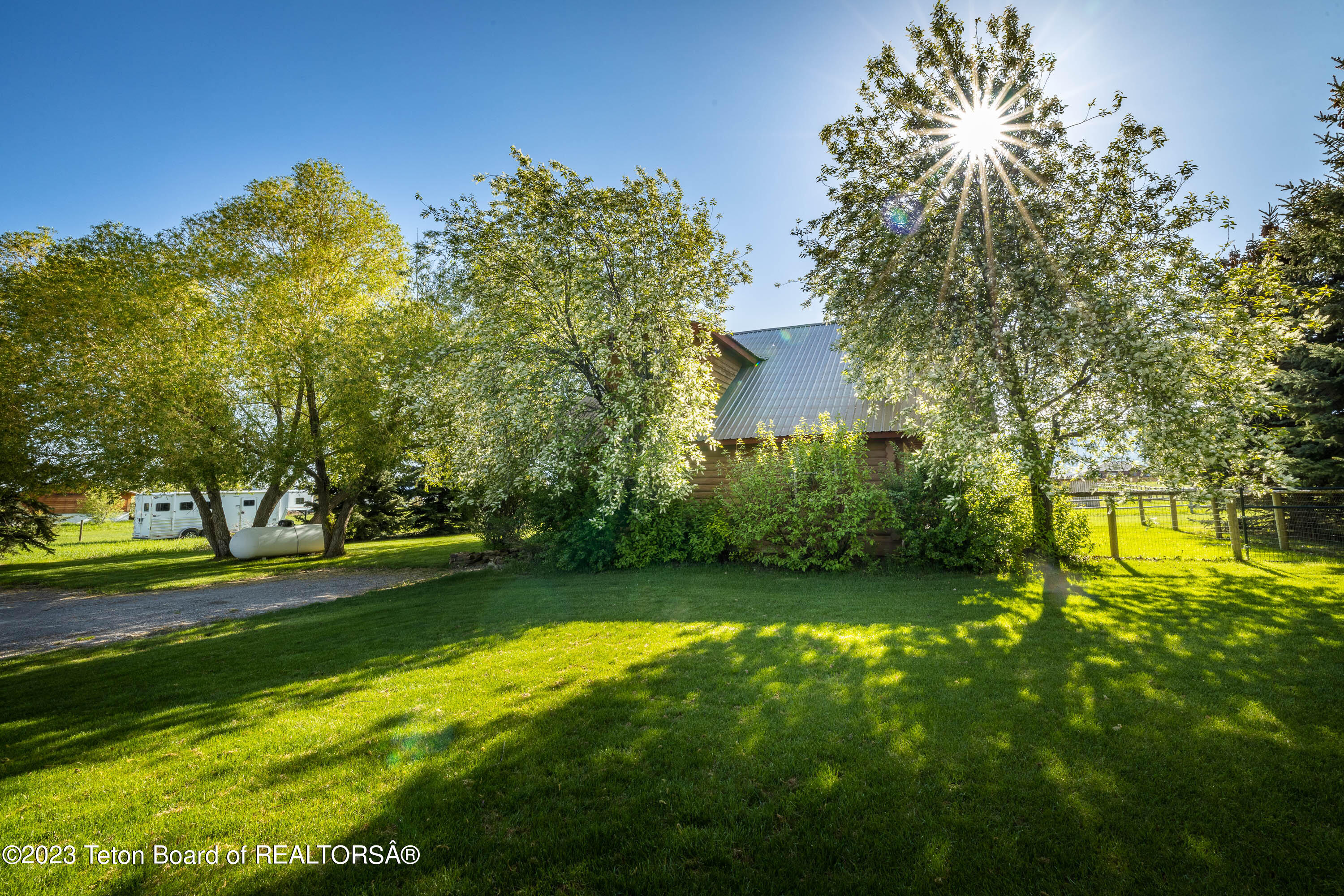 2093 MOUNTAIN MEADOW Drive
